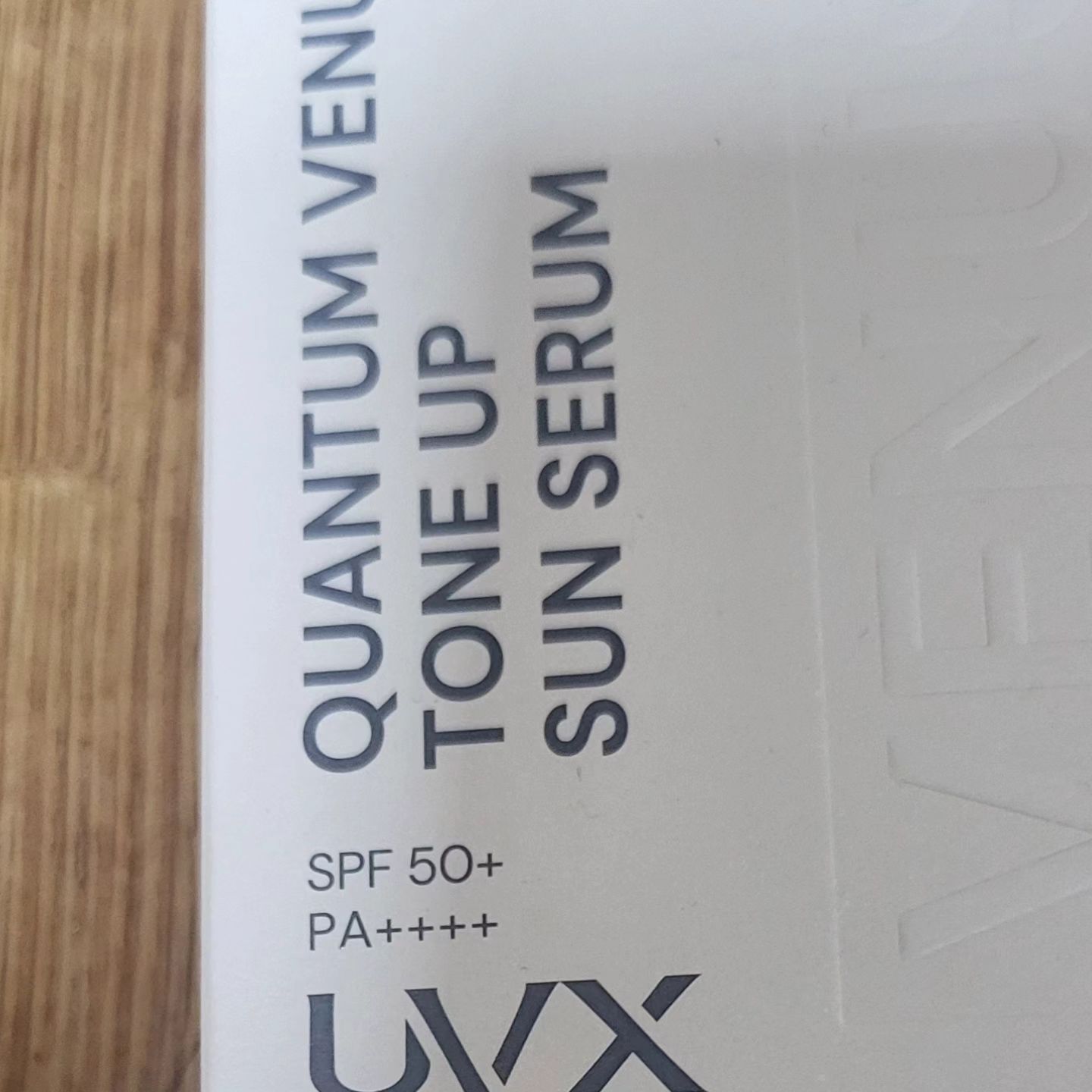 #할인구매 uvx_suncare #비너스맑은톤업선세럼 #UVX
끈적이지 않아서 바르기 편하고 은은하게 자몽 향이 나서 느낌이 좋고 자연스럽게 톤업이 돼서 부담스럽지 않습니다. 
간단히 편의점 갈 때 생얼 대신 바르고 나가도 좋을 거 같습니다.
#미백세럼 #먹킷 #신상품나왔을땐 #뷰티스킨케어 #뷰티 #톤업케어 #피부톤업 #톤업크림 #뷰티템 #관심 #톤업선세럼 #선세럼 #08L