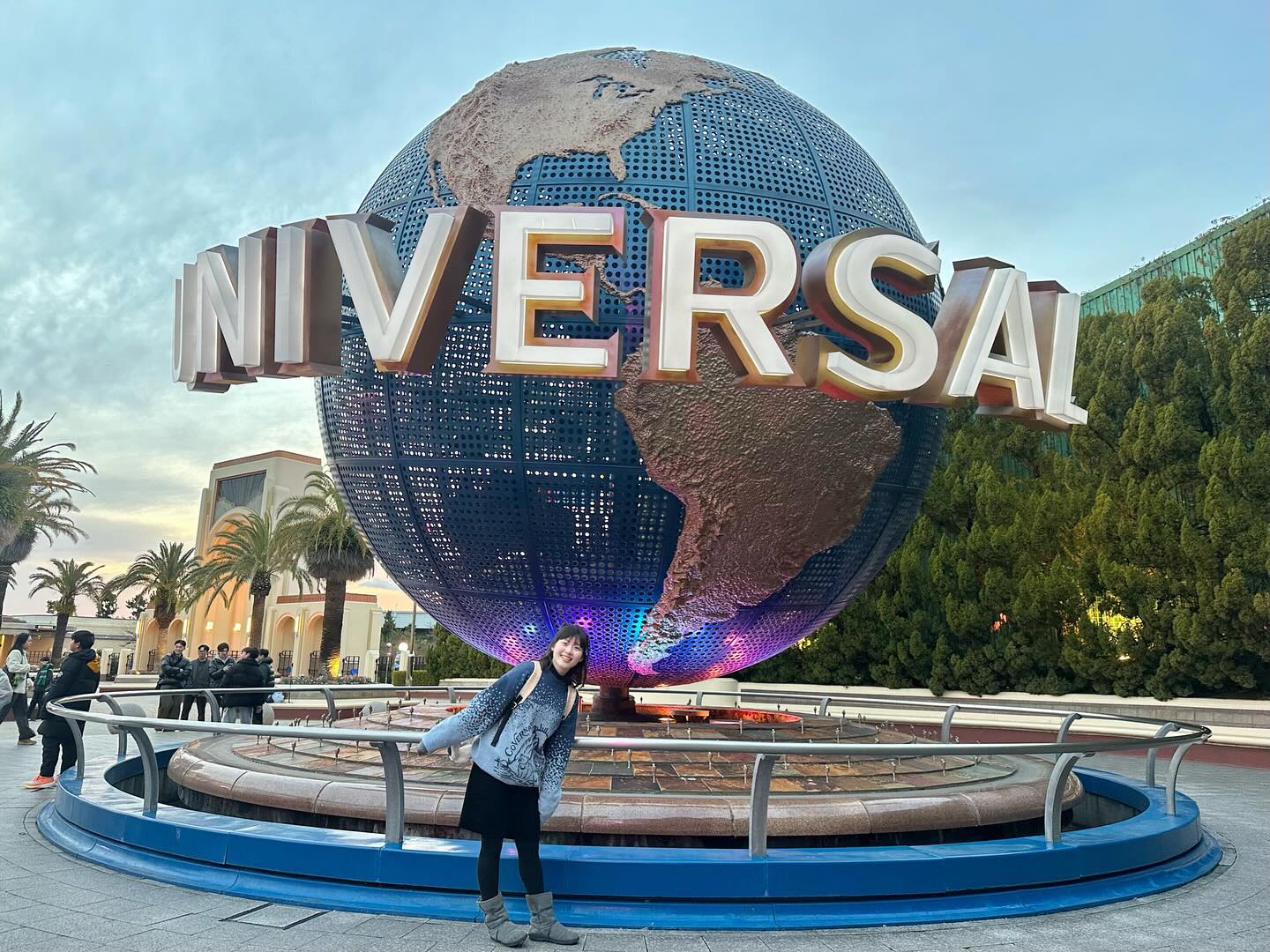 #USJ #universalstudios 🇯🇵 🎢 

그저 10장으로 어떻게 요약하겠냐마는 기억 ! 이 되고 경험 ! 이 되고 감동 ! 이 되었으니 된 거 야 영원히 동심의 세계를 품어서 〰️💙🌏