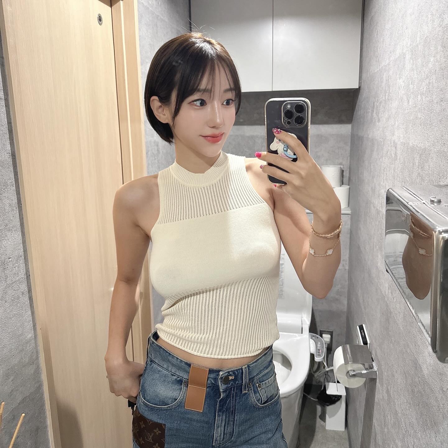 점점 짧아지는 내 머리 💇🏻‍♀️ 다음엔 얼마나 …?
