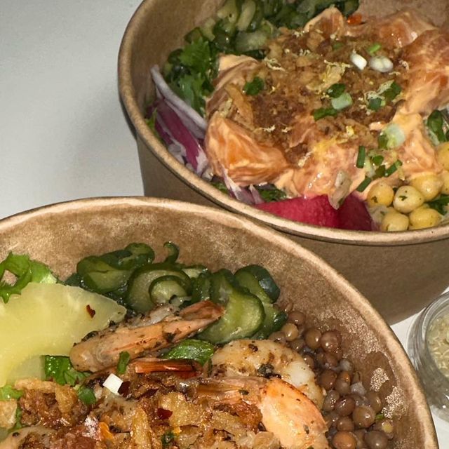 @hee_____._._____ on Instagram: "과천 훅트포케 넘 맛잇다,,🥹 다이어트 하시는 분들 샐러드로 적극 추천 ‼️ #훅트포케과천 #훅트포케 #샐러드 #다이어트 #과천건강식 #다이어트음식 #샐러드추천