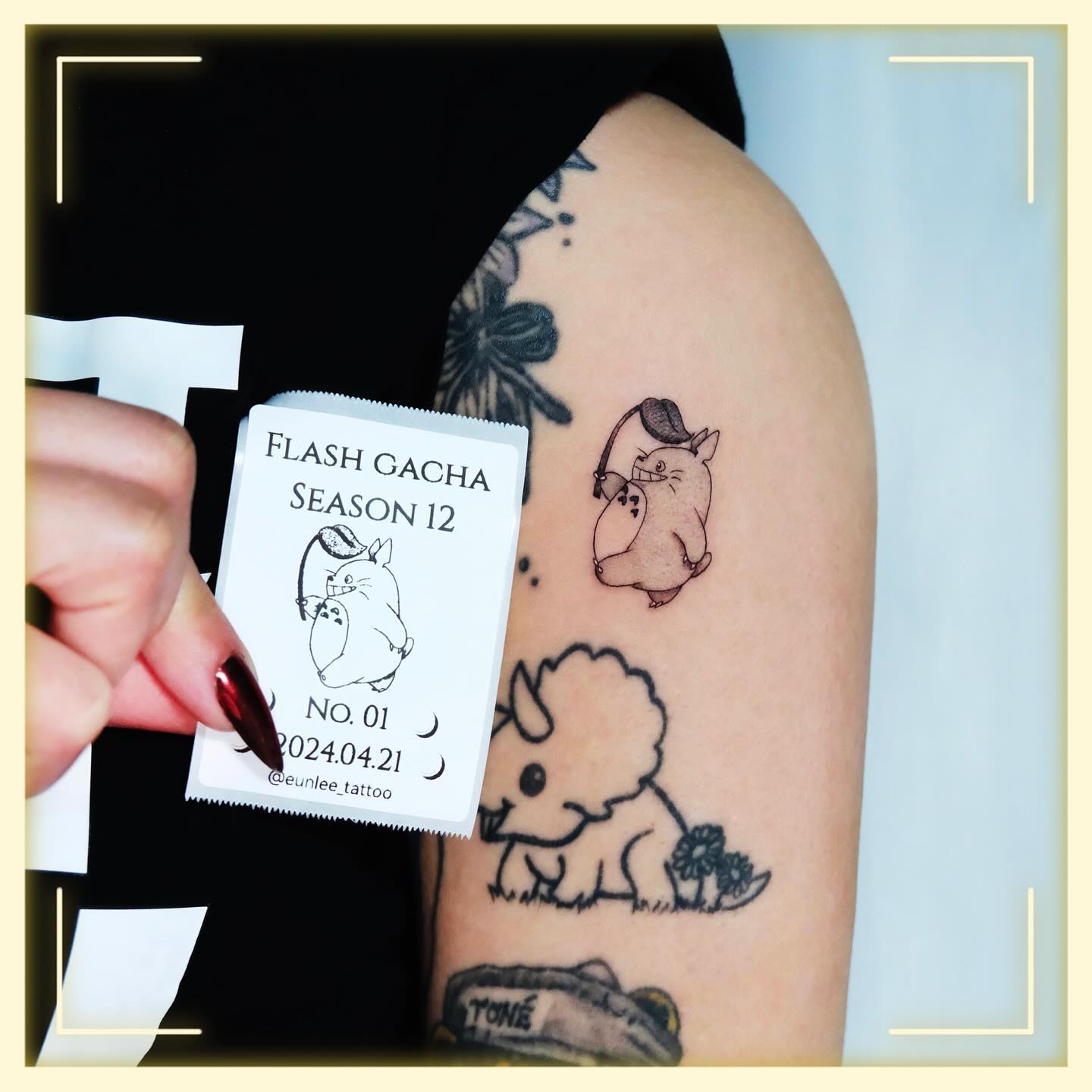 Flash gacha Season 12
No. 1, 17, 32, 37, 41 sold out✨
.
.
Tattoo👉DM / Open Kakao
,
.
.
.
#minitattoo #randomtattoo #flashtattoo #hongdaetattoo #koreatattoo #seoultattoo #韓国タトゥー #ミニタトゥー #홍대타투 #미니타투 #cutetattoo #touchuptattoo