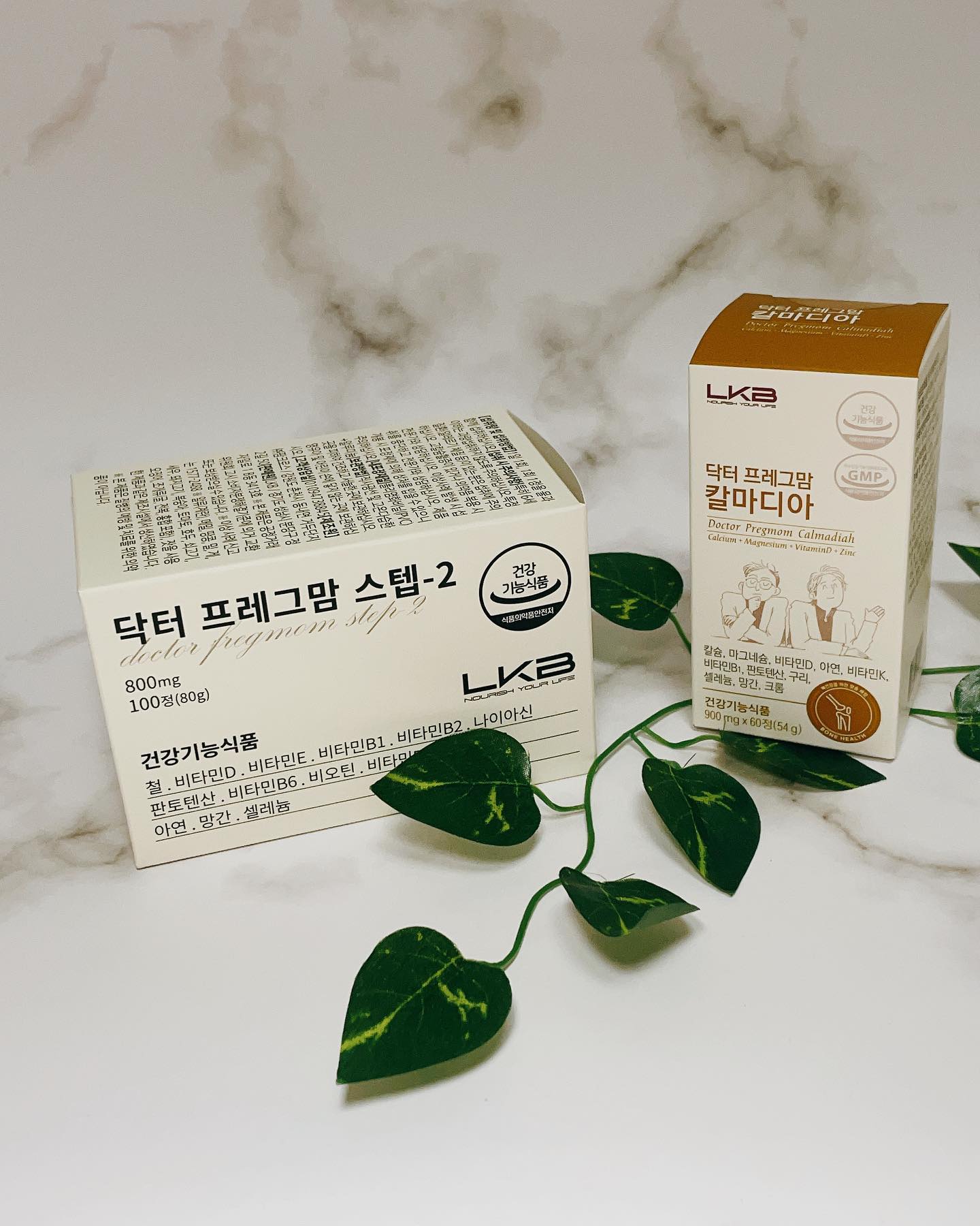 임신을 준비하면서 처음알게 된 닥터프레그맘❤️ 닥터프레그맘 스텝1을 열심히 먹다보니 어느새 예쁜 아가가 2이나 찾아왔네요^^ 지금은 17주라서 닥터프레그맘 스텝2를 먹고 있어요~ 임산부라서 이것 저것 챙겨먹어야하는게 많은데 닥터프레그맘은 올인원 제품이라서 한 알만 먹으면 영양섭취 끝! 너무 간편해서 좋더라고요🤗🤗🤗
칼마디아 제품으로 칼슘까지 섭취완료❤️
서울대학교 출신 산부인과 전문의와 약물전달 박사가 개발해서 믿고 먹을 수 있는 영양제~!!!
주변에 임신 준비하시는 분들! 임신중이신 분들께 꼭 추천해주세요^^

#닥터프레그맘 #lkbiopharm #닥터프레그맘스텝1 #닥터프레그맘스텝2 #임신스타그램 #임신준비 #임산부영양제 #임신17주차🤰🏻 #쌍둥이 #칼슘영양제