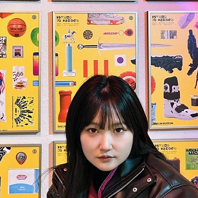 라희라고해ㅣ캐트릿 OOTDㅣ핫플리뷰ㅣ겨울딥코디 on Instagram: "#광고 #스탠다드에러 @standarderror_official 
저의 페이보릿 브랜드 스탠다드에러와의 4번째 컨텐츠🤭🩷

👉👉”하이넥 포켓 레더 자켓“을 제공받았어요!
루즈한 오버핏 실루엣이 포인트!
부담없이 가볍게 걸치기 좋은 캐주얼한 무드✨

다가오는 봄까지 입기 좋은 레더자켓 어때요🤔

#STANDARDERROR #남여공용자켓  #자켓 #데일리룩 #자켓추천  #간절기아우터  #jacket #パンツ  #outer  #스탠다드에러x텍토리 #레더바시티 #하이넥레더"