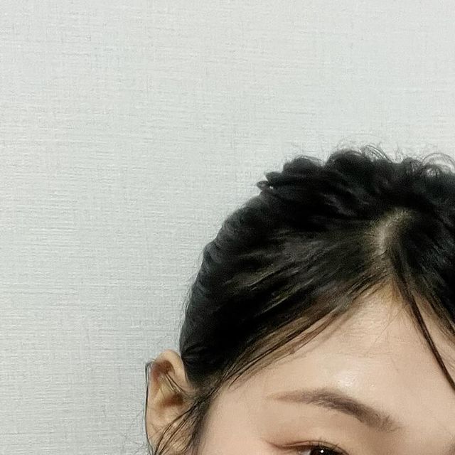 우콩🫛 on Instagram: "#협찬 유독 겨울에 피부가 잘 뒤집어지는 분들 주목!🚨 추워지는 날씨때문에 피지들이 모공에서 얼어붙기때문인데요❄️ 그런 모공을 한방에 정리해줄 퐁당 너리싱 라