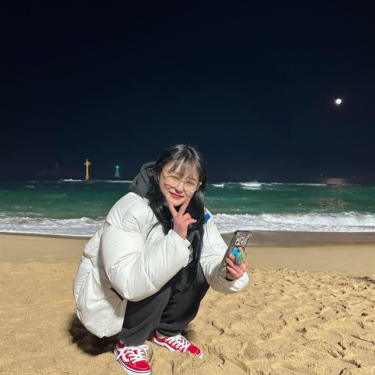후후 불면은 구멍이 뚫리는 커다란 패딩
 
 
 
#속초 #속초해수욕장