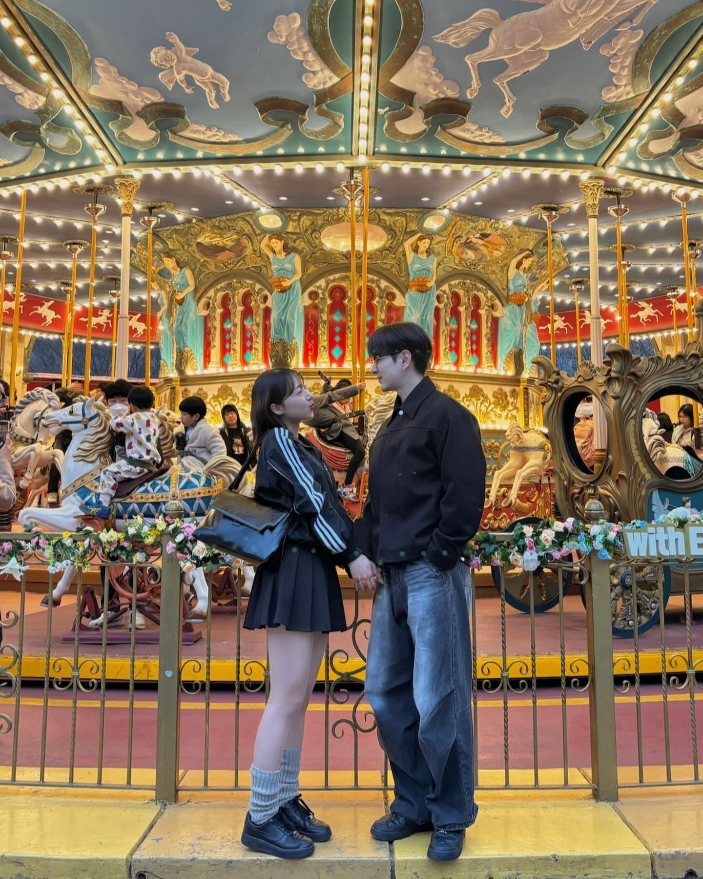 🎠🎡🎢✨