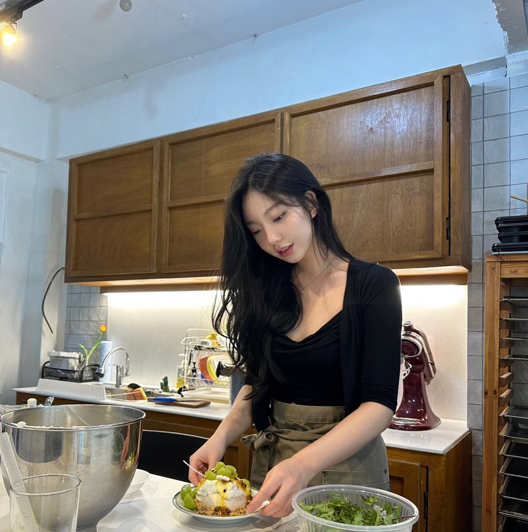 파블로바 만드는중(๑˃̵ᴗ˂̵)و

pic by 파블로 박