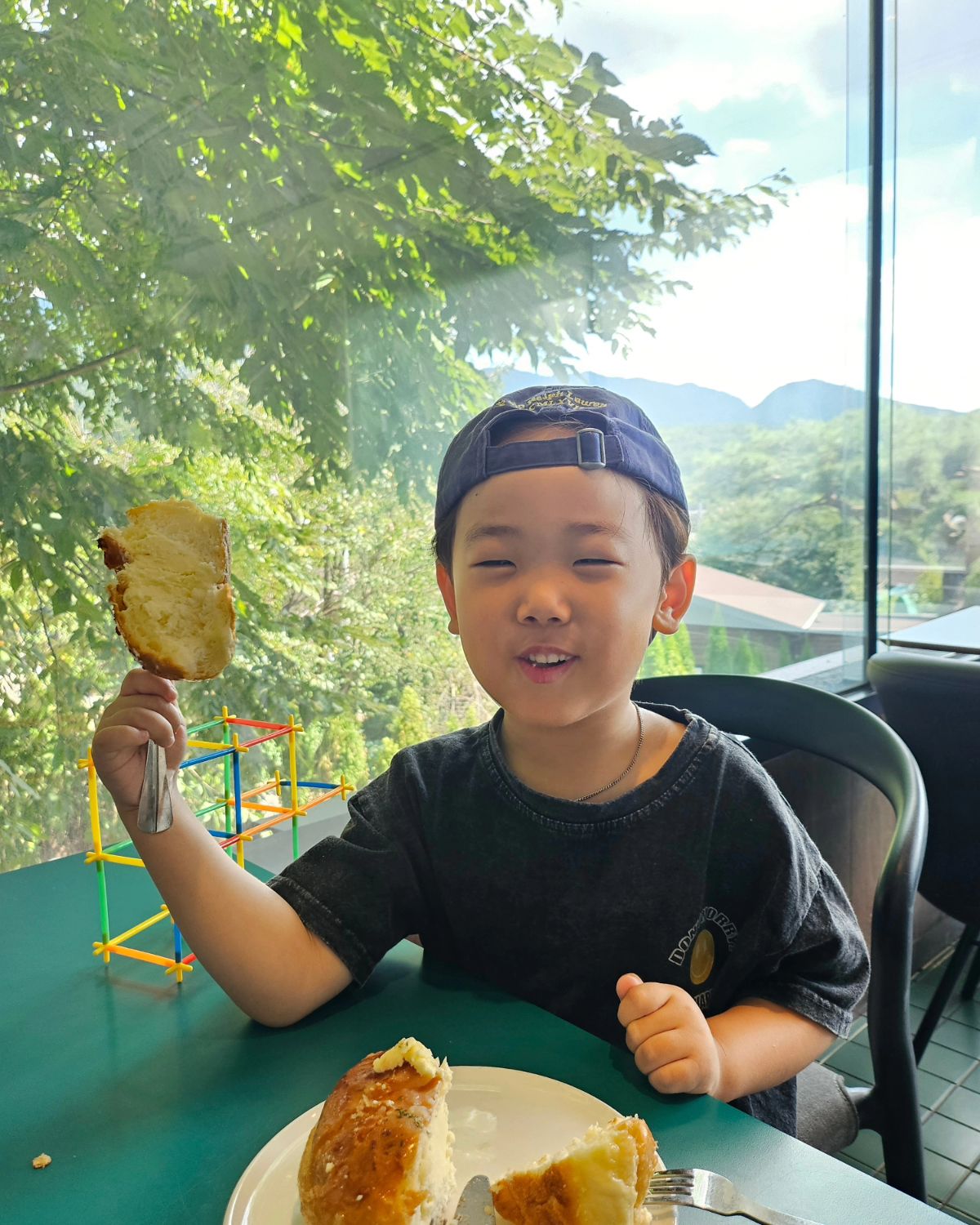 너무 귀여운 빵돌이ㅋㅋㅋㅋㅋ🤎🤎

#5살아들 #육아맘 #맘일상 #육아 #아들스타그램