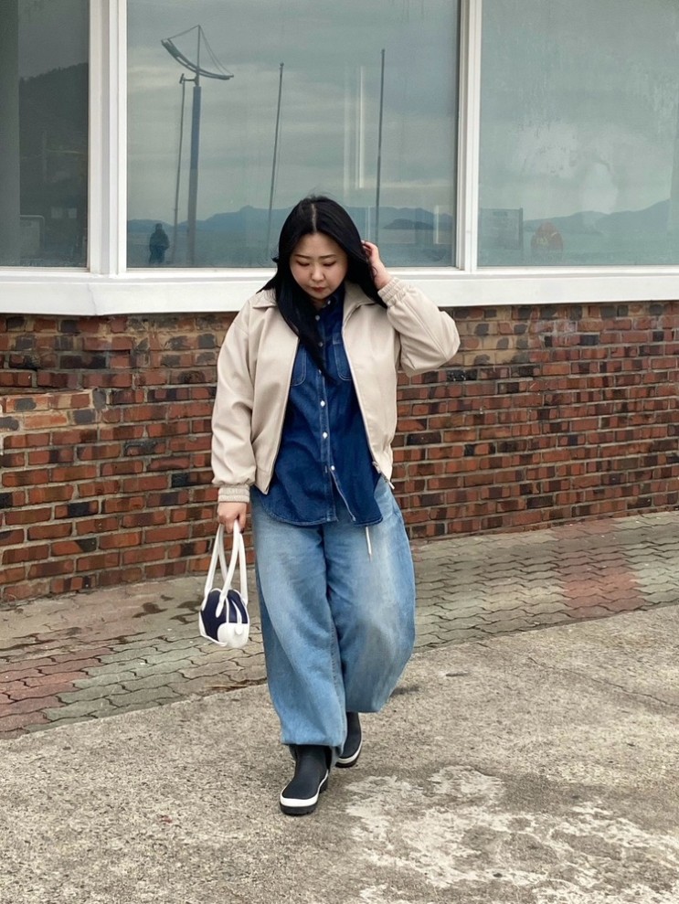 [리뷰]비바브라운/카라 블루종 여자 레더 자켓 코디