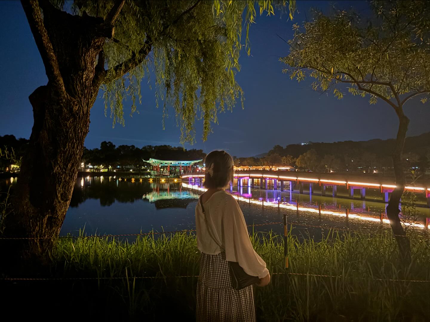 2024.08.01~2024.08.04

3박 4일 폭염에 먹고 자고 먹고 자고 먹부림만 하다 온 휴가 이야기

📍삼정식당
📍홍룡수제만두
📍장원막국수
📍책방세간
📍도미노피자
📍은진손칼국수
📍백제당베이커리
📍에펠제과
📍설빙
📍내가 제일 좋아하는 외할미 뭇국&식후 과일필수😉