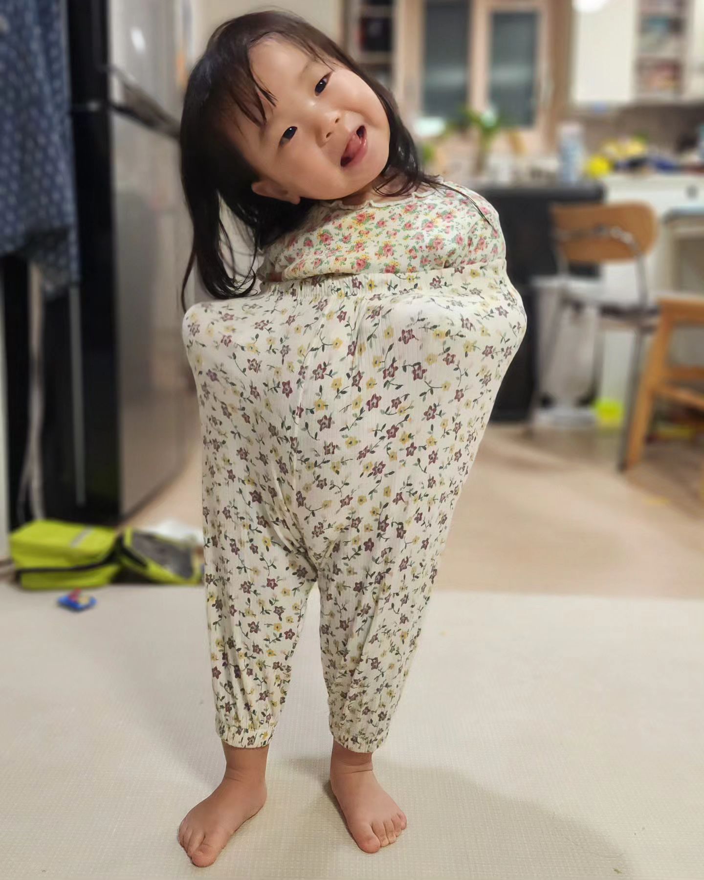 임모땸뚄들 새해에는 행복한 일만 가득하세오
#새해복많이받으세요 #2024년 #새해인사