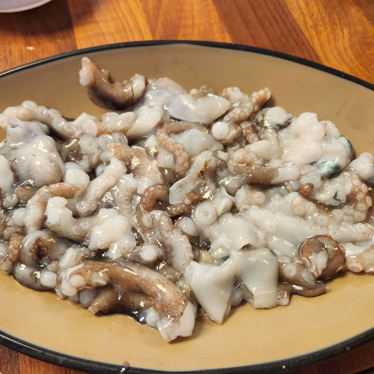 신사동 꿉당 2차는 마산아구찜
먹고먹고 배찢...