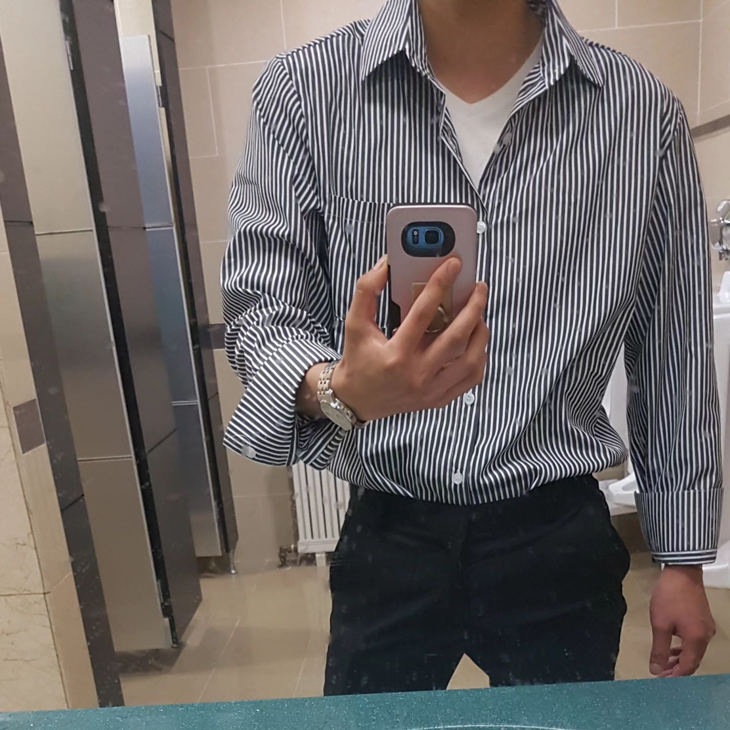 #즐거운 #추석 #되세요 

*즐추*