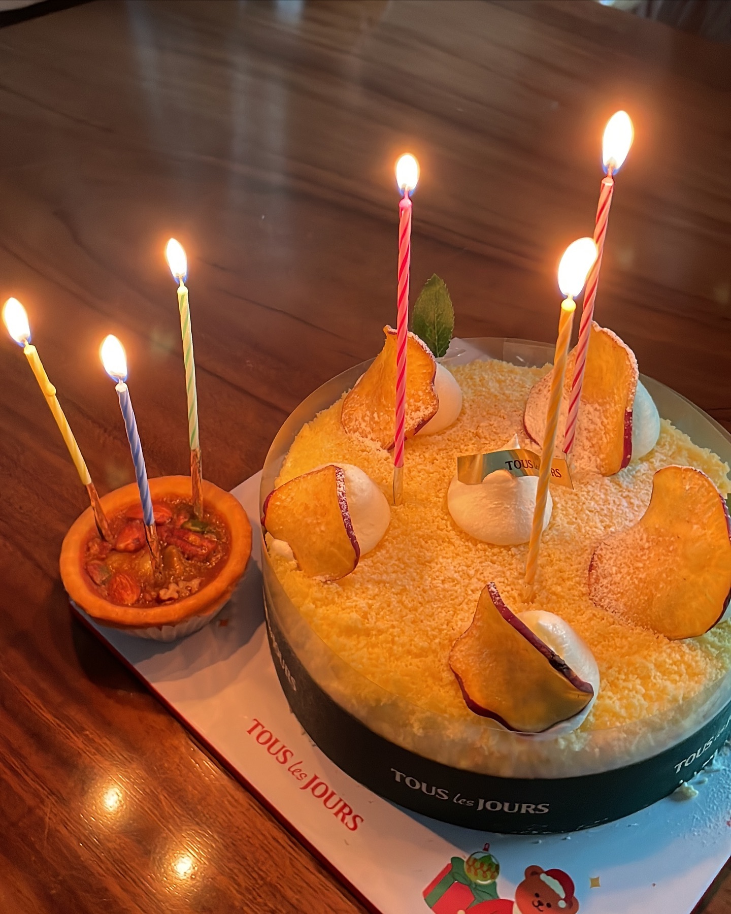 요즘 정신이 없눈데ㅠ 며칠내내 맛난거 잔뜩 먹고 햄볶한 생일보내면서 힘 잔뜩 얻음🐷