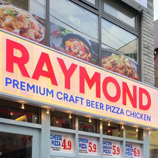 유하랑 on Instagram: "#광고 #협찬 @raymond.official2023 수제 맥주, 피자, 치킨, 우유튀김, 나쵸까지 모두 맛있는 홍대 레이몬드! 그리고 무엇보다도 피자 한 조각이 엄청 커서 한 조각만 먹어도 충분