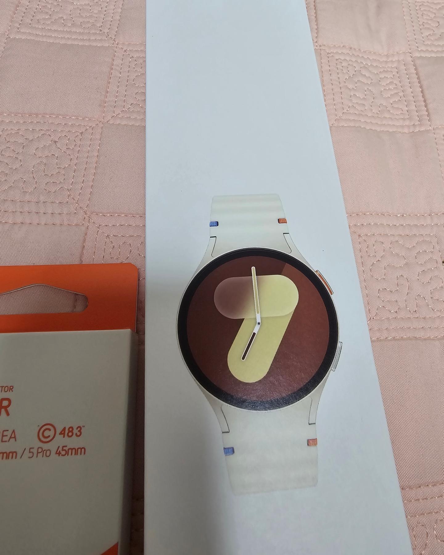 디자인 맘에들고 스트랩 착용감 좋고
알람 잘 알려줘서 고맙고. 수면질도 분석해주는
똑똑한 AI워치 갤럭시워치7 이번엔 사전판매예약 안놓침😆
오래오래 잘 지내보자~! 갤럭시워치7 나를위한 선물
#갤럭시워치 #갤럭시워치7 #AI워치 #워치 #갤럭시