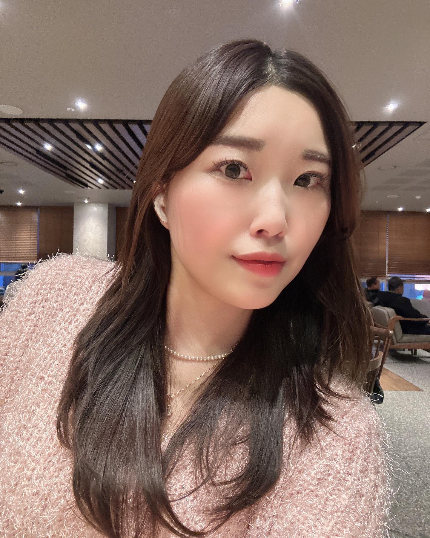 퇴사하고 많이 놀고 수영도 다시 배우고 자격증도 따고 하루하루 더열심히 하고기 이번달에 컴활꺼지 따면 목표끝💪💚 어디가도 이쁜받는 막내