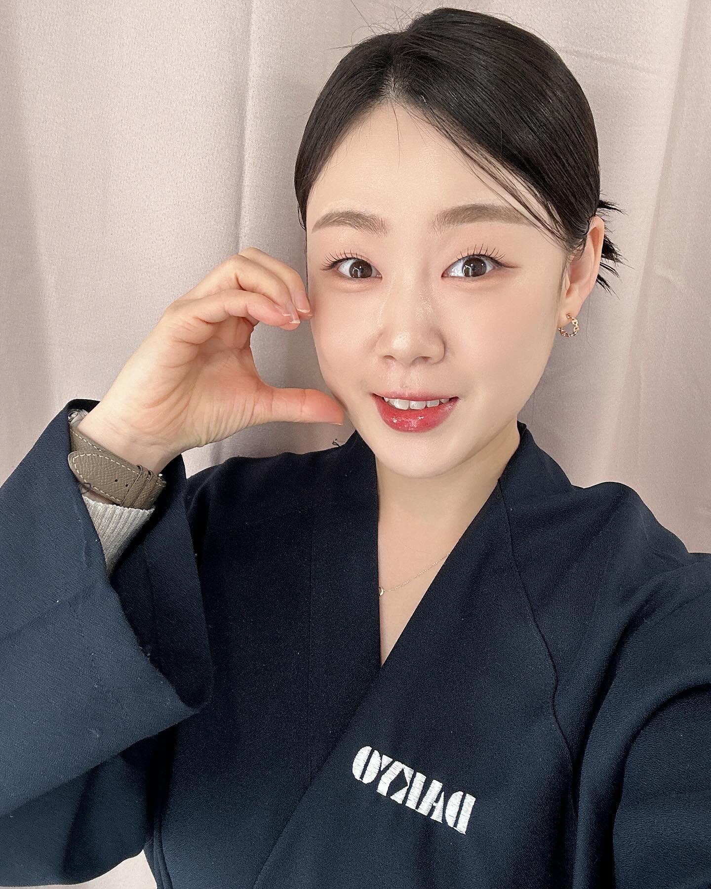 ⠀
너무너무 잼나는 경험🤍✨
(다교메이크업)