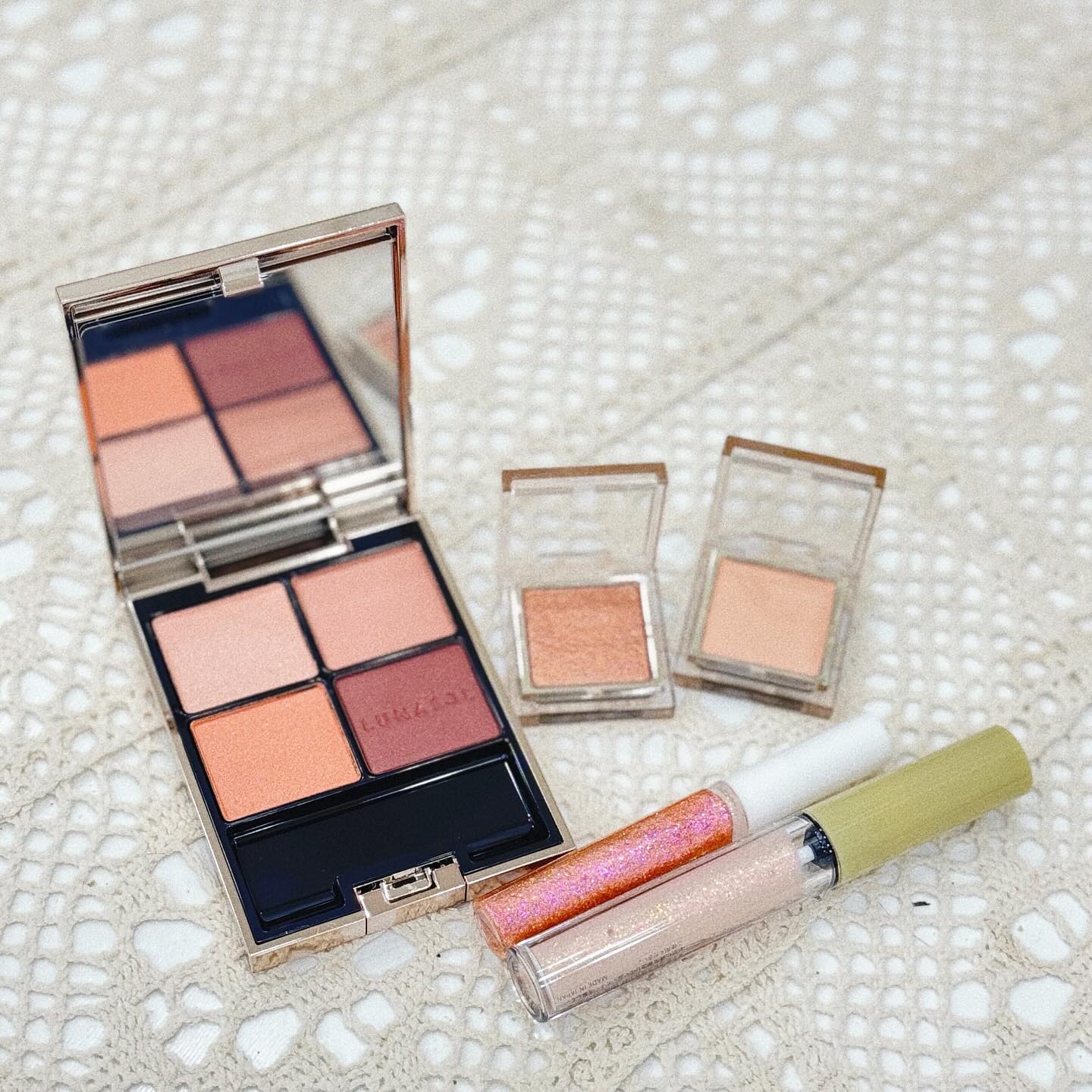 .
예쁘다,,,💝
.
.
#루나솔
#RMK
#동탄메이크업