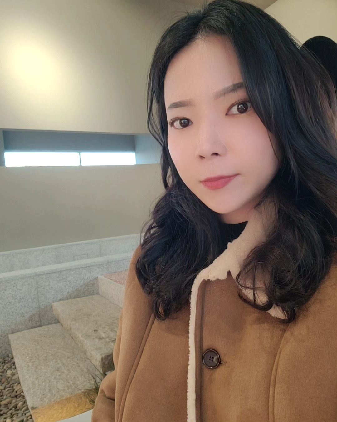.
#오랜만에셀카 

내 피드에 내 사진이 좀 줄어든 느낌😶
그래서 올려봤어 #셀카 

아참_!! 슝이 머리했네_!!
뭐했게~!?🤔
#알아맞춰봅시다 
.
.
.
.
#오랜만에머리함 #그리고데이트❤️