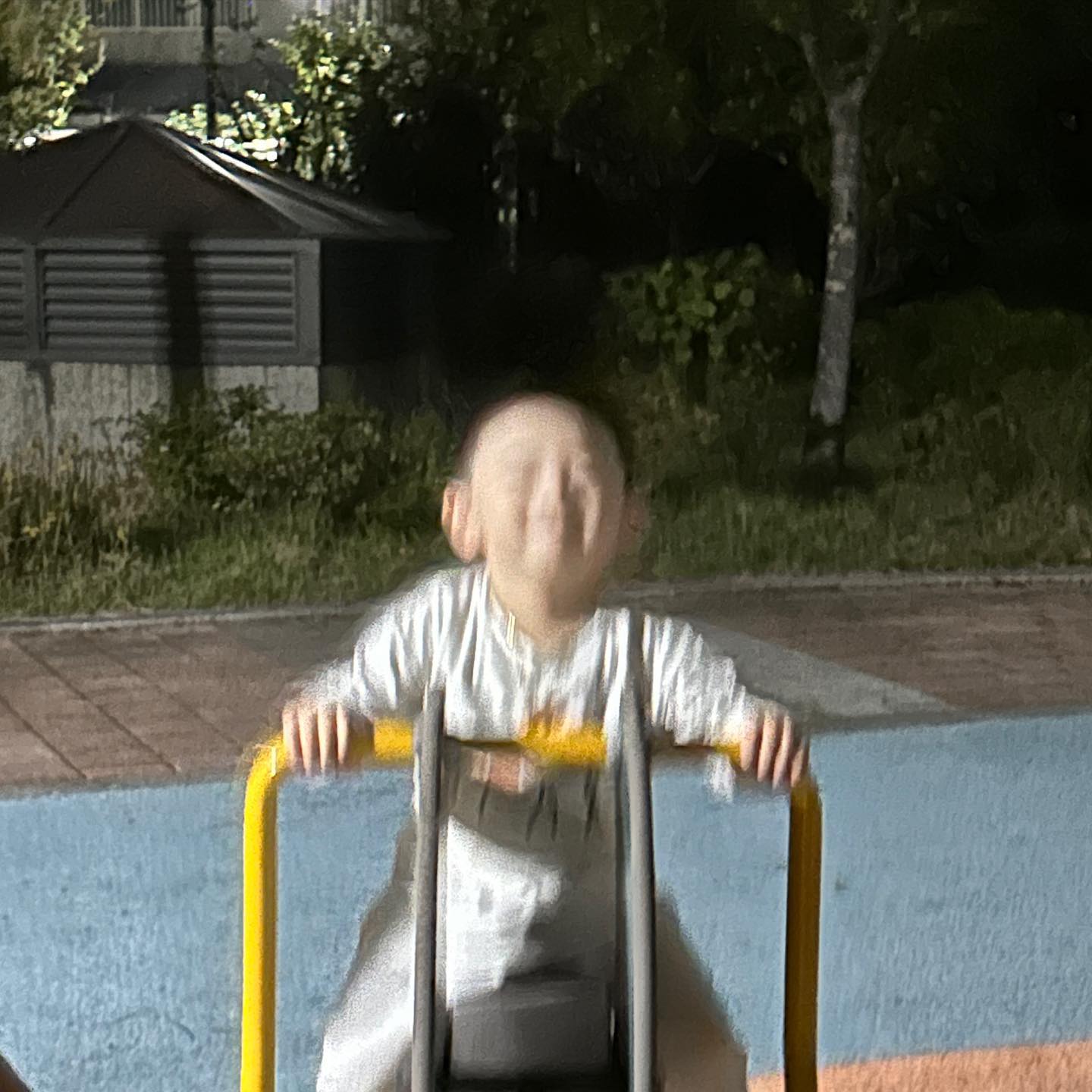 추석연휴 지한티가 놀러 간곳 >___<

할매집 -> 달성공원 -> 칠곡 -> 핑크뮬리 -> 안동

쉬는날에 여러군데 놀러가서 넘나 뿌듯한 엄마밍 🫶
엄마랑 잘 놀어줘서 고마워유 사댱해 아캉
3대가 닮은 모습 넘나 귀여워서 다덜 사진 보고 행복하세열 껄껄껄