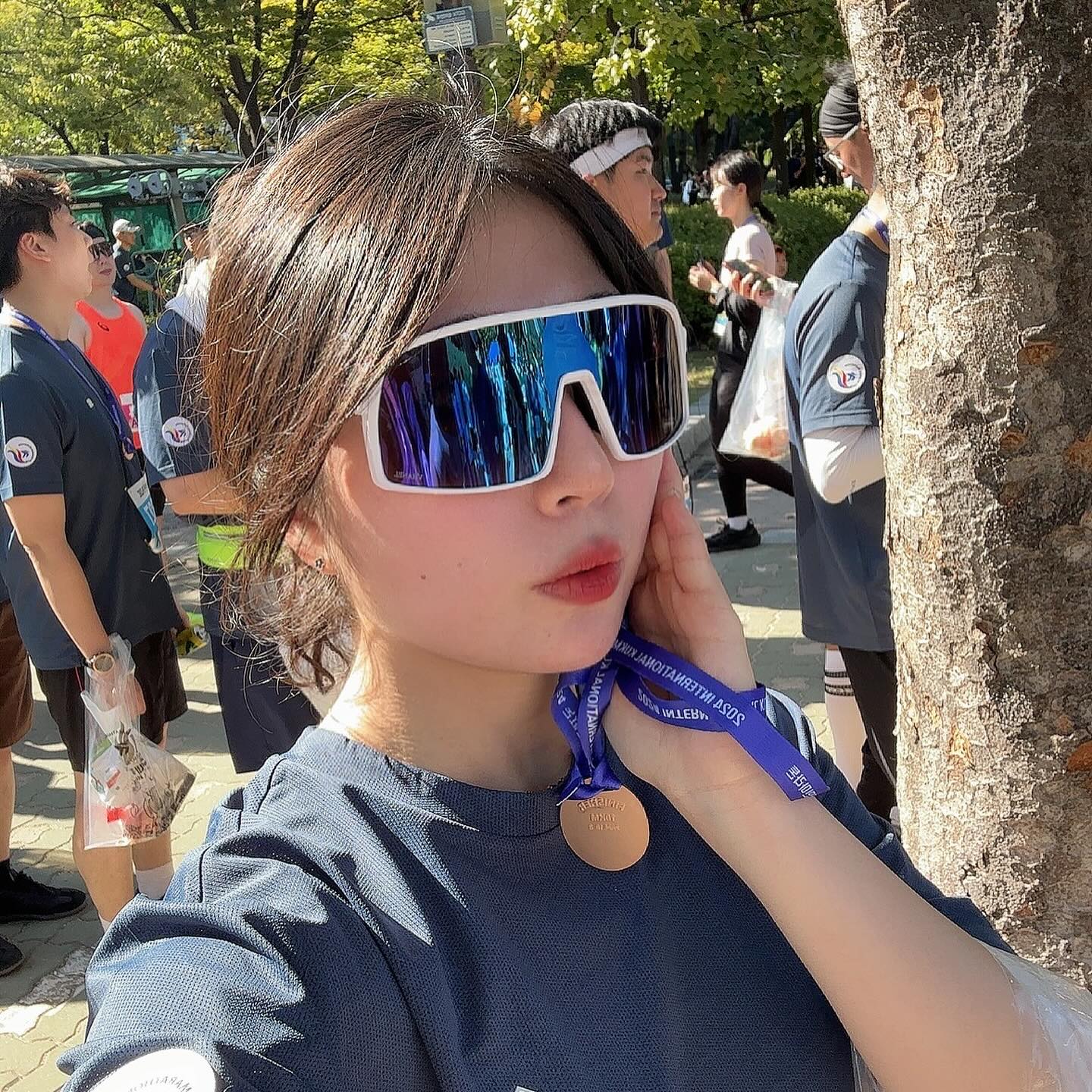🏃🏼🏃🏻‍♀️🏃🏻‍♂️🎧🍻