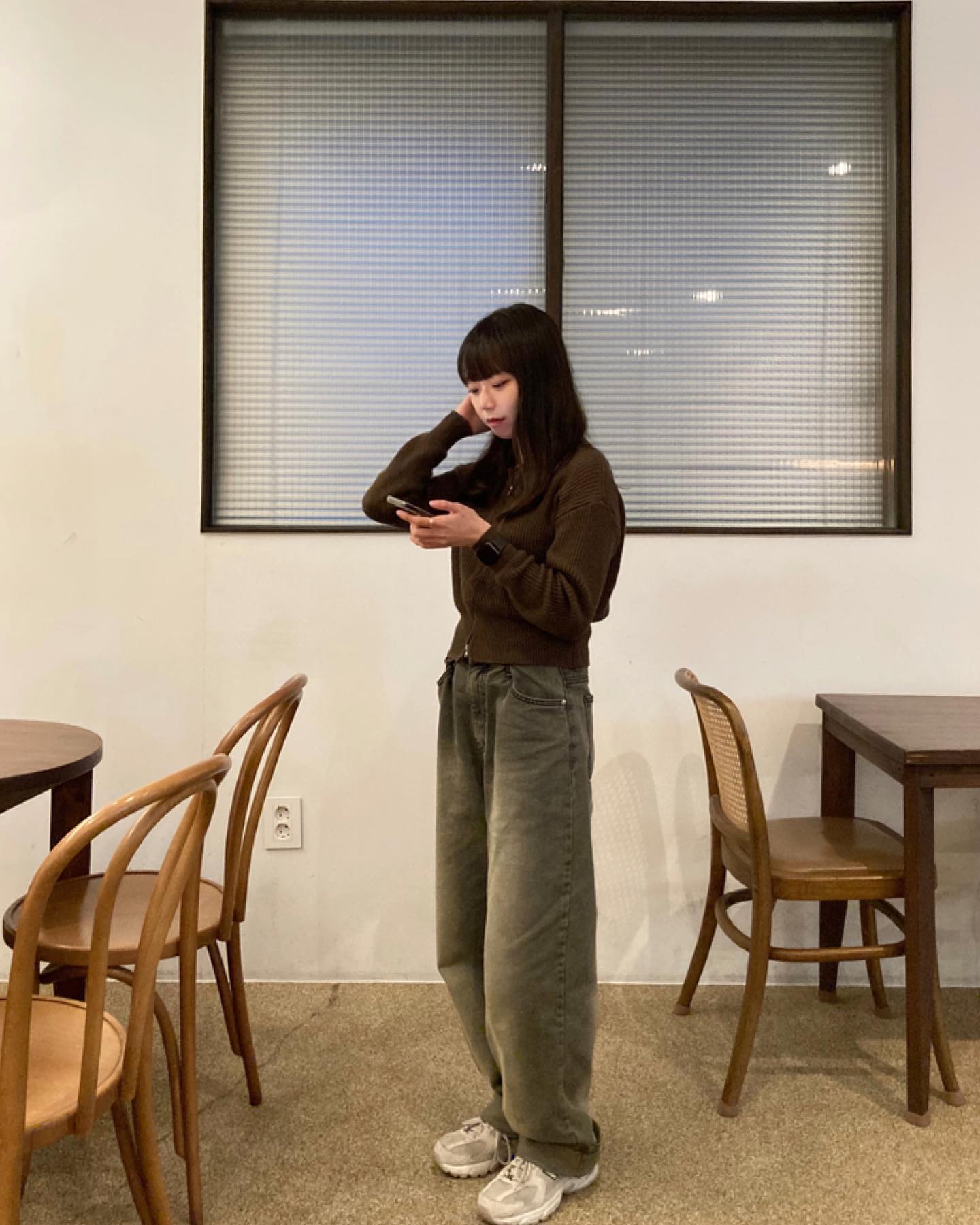 #협찬 #어반 #어반드레스 #avan #avandress

거센 폭우도 날 막지모태 ! ㅋ

avandress_ 에서
BUCKLE WIDE DENIM PANTS
WASHING GREY(size : xs)
제품을 제공받았습니다.