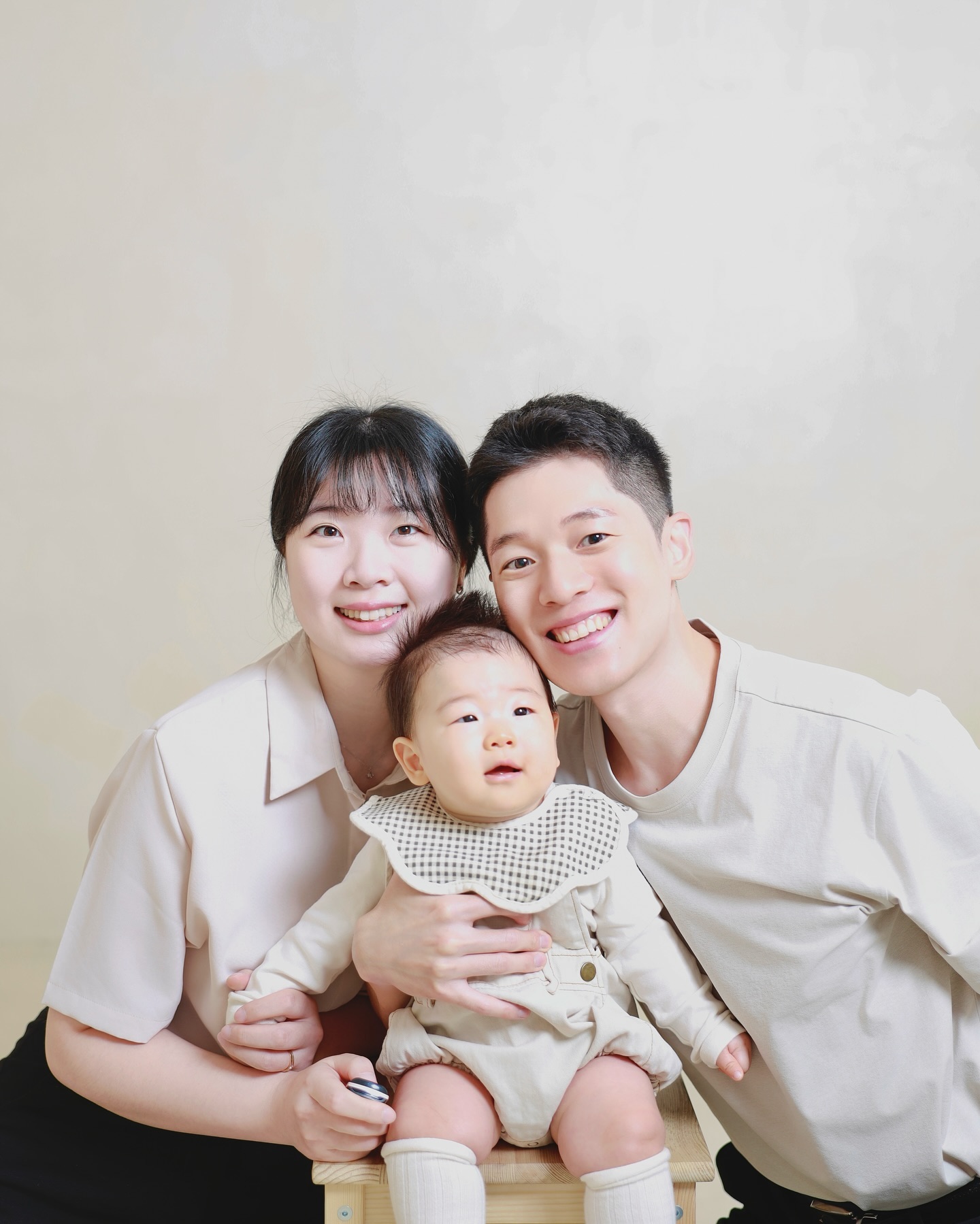 뱃 속에 있었을 때가 어제만 같은데
쑥쑥 자라서 벌써 200일이 지났당🥹💓
조금만 천천히 자라주라 우리의 행복아🫶🏻
.
.
#육아 #육아일상 #육아스타그램 #용띠맘 #용띠아기 #7개월 #7개월아기 #아기 #아기스타그램 #천천히크자 #사랑해 #행복이