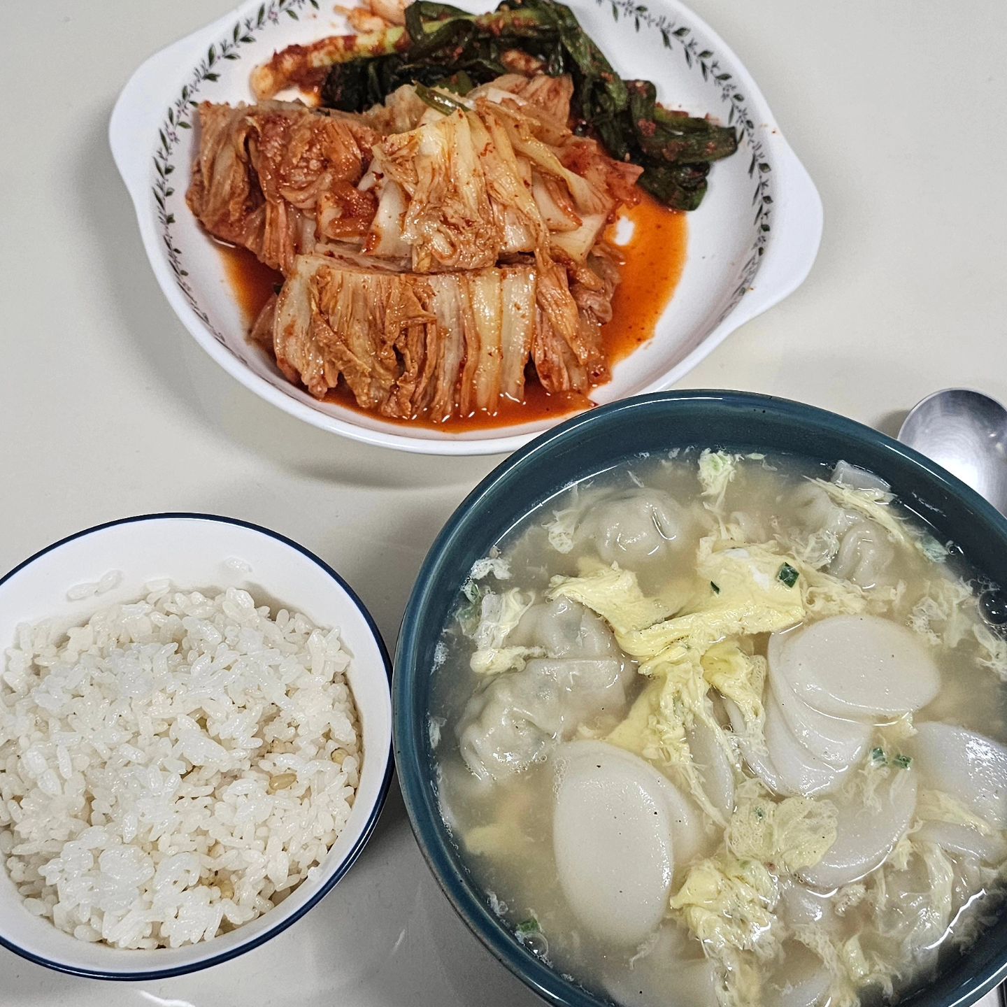 여전도회 야유회 다녀오고
집으로 복귀..
엄마로 복귀!!