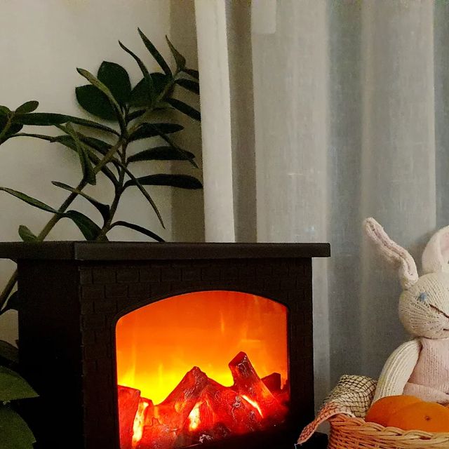 보경맘짱 on Instagram: "#광고 춥다 추워~ 이런날엔 집콕이 최고죠!! 집에서 분위기 내기 좋은 불멍무드등 들였는데요 보고만 있어도 기분 좋다~ 아무것도 안해도 힐링되는 기분!!! 이번 크리스