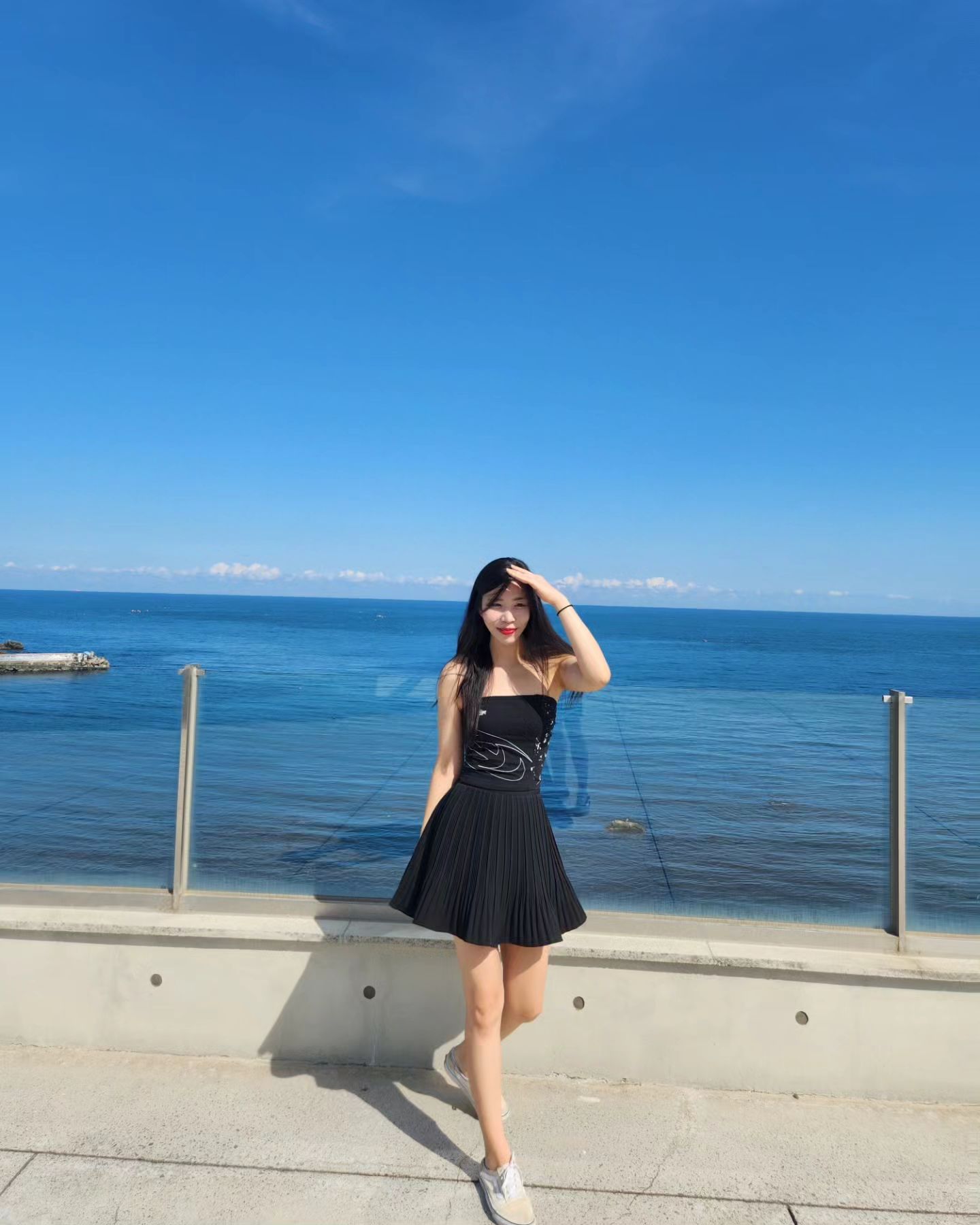 옷 다 젖어서 차에서 갈아입어따..🖤
행복하고 더운 #휴가 🤣

#부산 #부산카페 #기장 #기장카페 #헤이든 #해운대