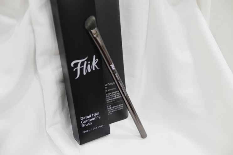 기우쌤 헤어쉐딩브러쉬 ㅣ HEMEKO Lab. Flik