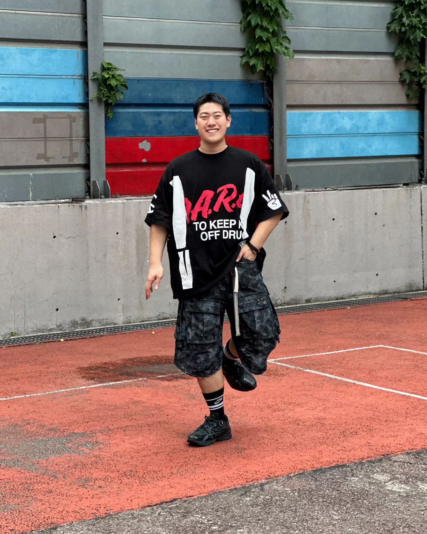 인아2 + 콰플3 야무지게 연달아 땡기고옴 😆
.
#스키즘인듀싱
#앤드엔드
#아식스x앤더슨벨