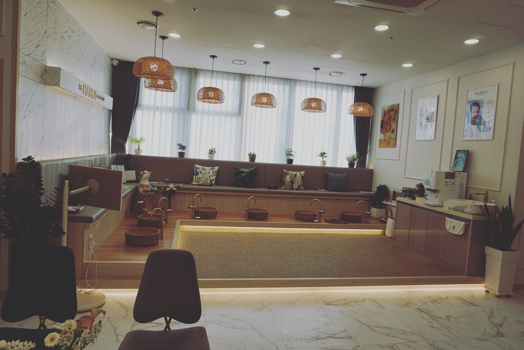 #송도마사지 #인테리어역대급#더하노이풋앤바디송도점

친절함은 기본
여태가본 송도마사지 중 역대급 인테리어에 놀라고
전문적인 고급관리 스킬까지