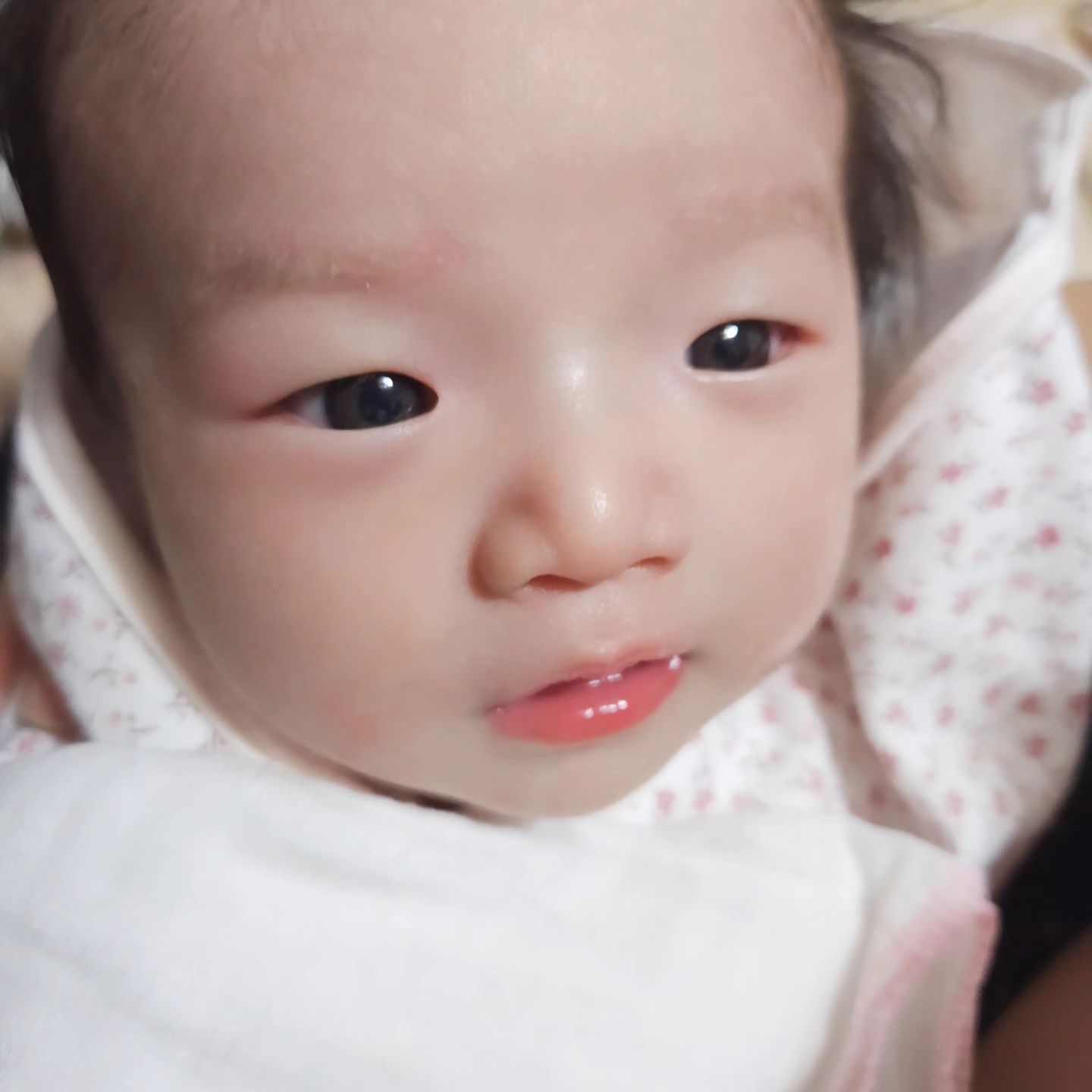 우리효은이가 아빠엄마한테 온 날부터 매일 행복케🐥👶🏻🩷