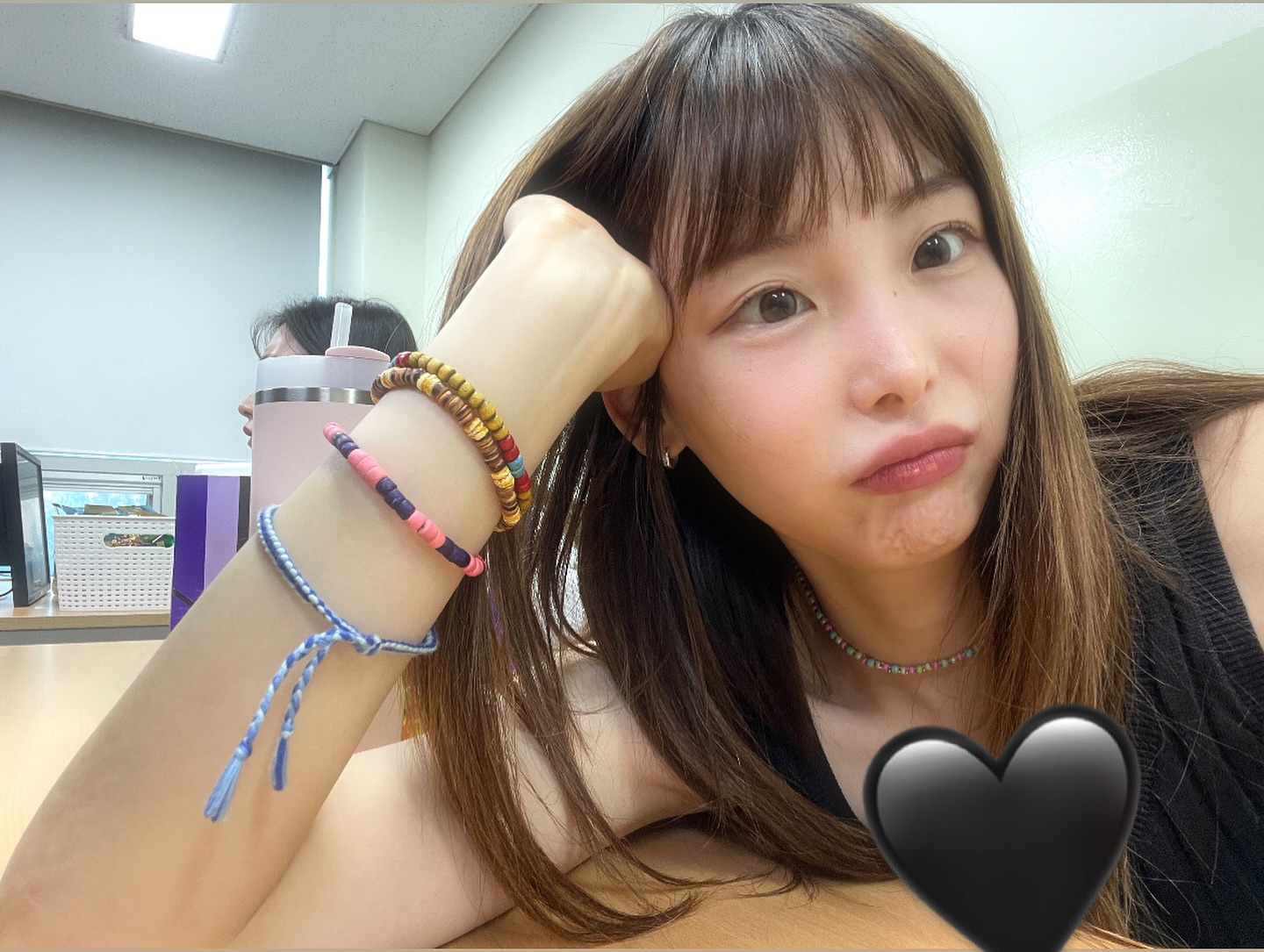 🖤끄으으읕🖤