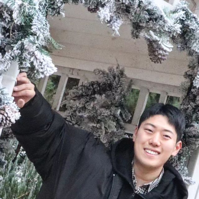 옷덕 효이잉 on Instagram