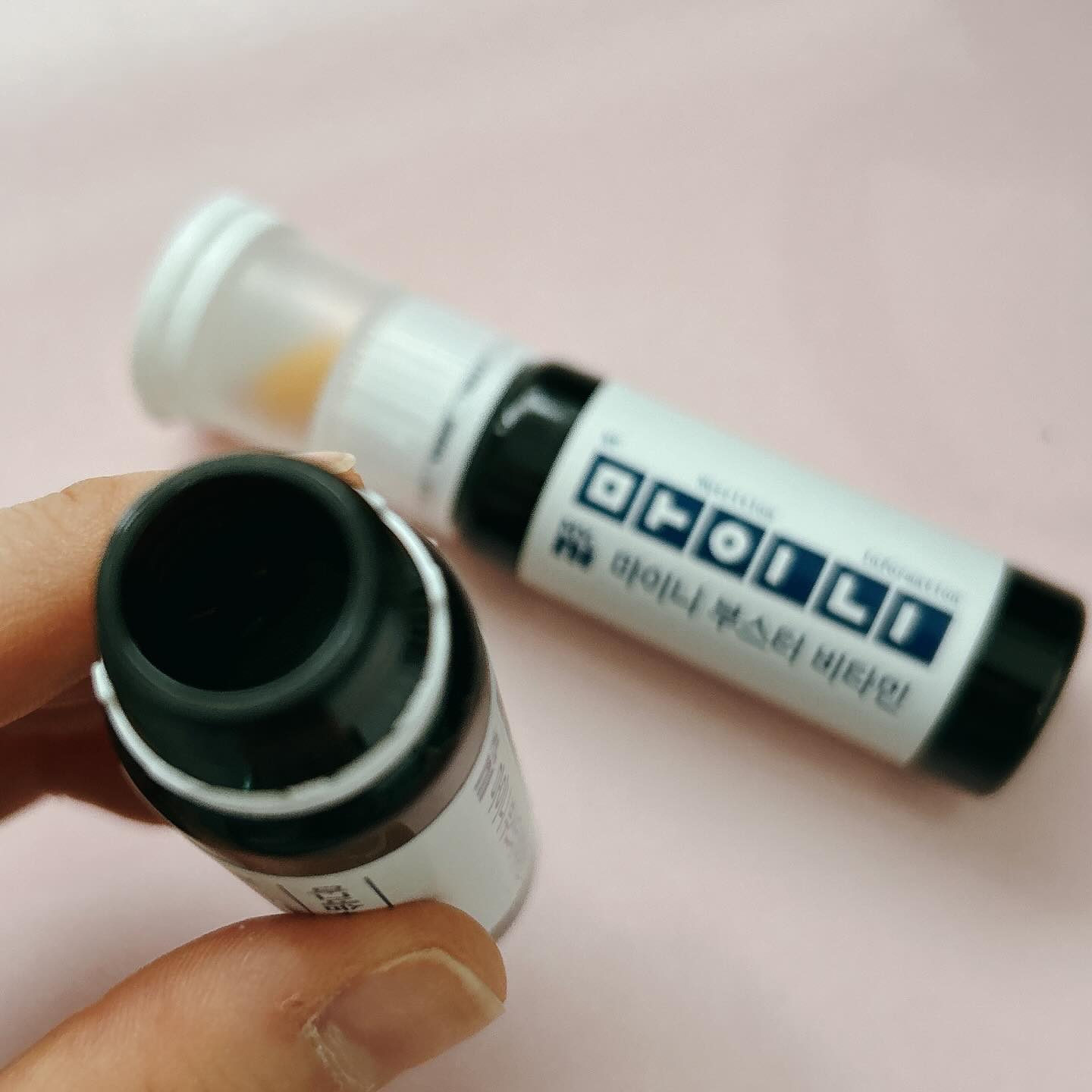 활력있고 에너지 가득한 하루를 위한 루틴케어!
액상형 비타민 먹어본 사람들은 액상형에서 벗어나기 힘든거ㅋㅋㅋ 먹어본 사람은 안다! 
운동 전 여행 전 외출 전 마셔주면 내일까지도 걱정 없는 하루 가능
보통 액상형에 마그네슘까지 포함된게 잘 없는데 마그네슘까지 있는 찐 올인원 영양제라 넘 좋아요

#마이니 #마이니부스터비타민 #프리미엄비타민 #에너지샷 #올인원비타민