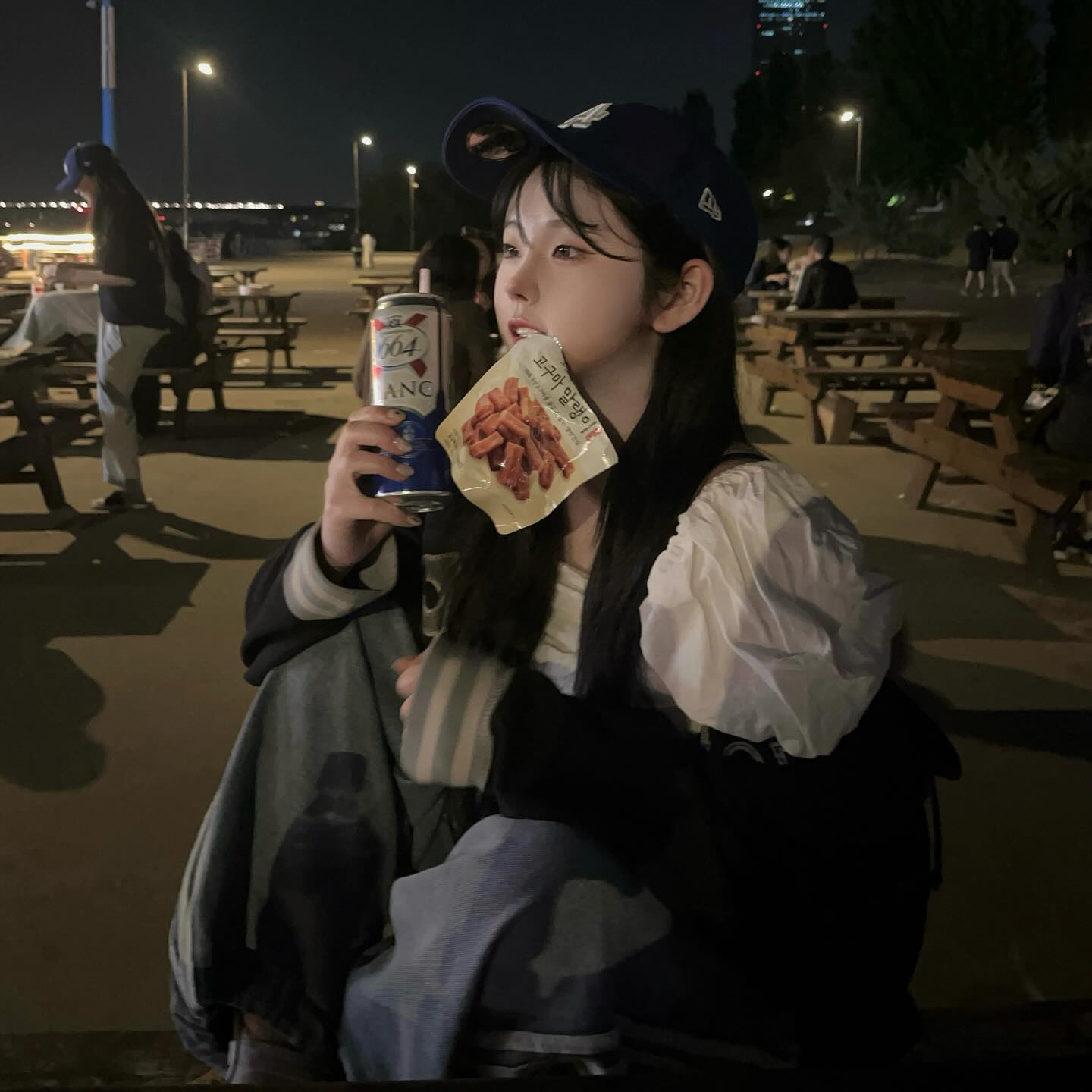 블랑 한 캔 고구마 말랭이 그저 행복 - ♥
.
.
.
.
.
#여의도한강공원
