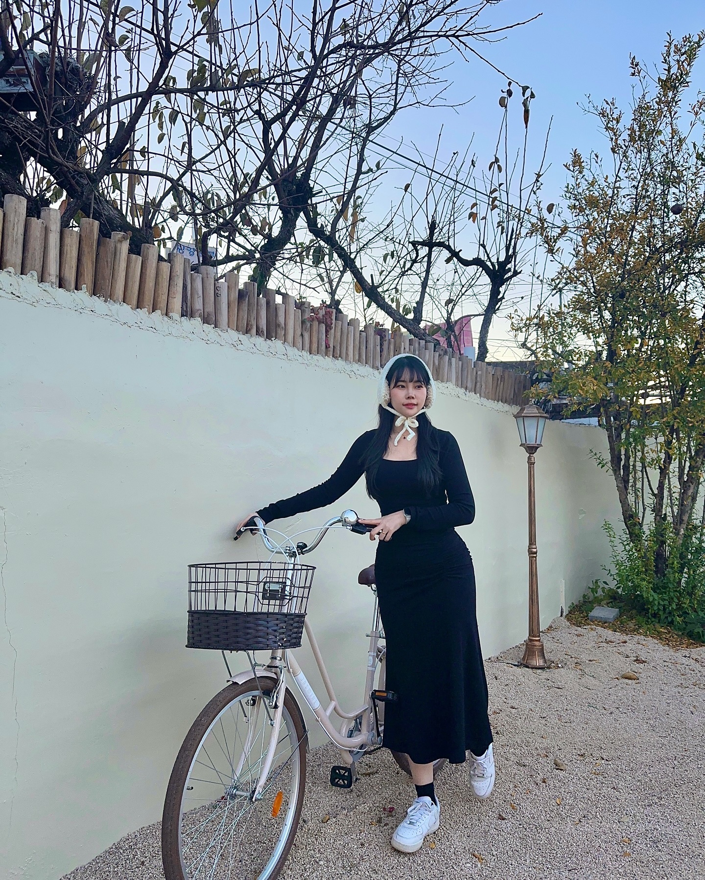 자전거 데이트 할 사람~🚲
(실은 못 탐)
날이 많이 추워졌으니 다들 감기 조심하세요🫶🏻

📍스테이브라이튼 stay.brighten 

#스테이브라이튼 #광양 #광양여행 #광양숙소 #감성숙소