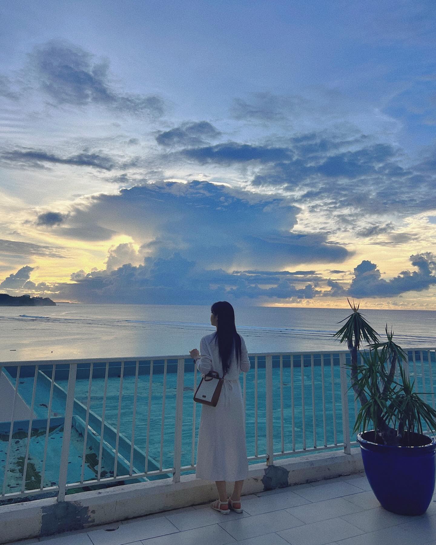 𝑔𝑢𝑎𝑚🏝️
.
.
.
#guam #신혼여행 #여행 #유부 #하늘 #ootd #괌 #괌여행 #괌롯데 #f #ff #fff #ffff #소통 #소통해요 #맞팔 #96 #일상 #선팔하면맞팔 #팔로우 #투몬 #투몬비치 #tumon #늦은업로드 #guamlottehotel #guamtrip