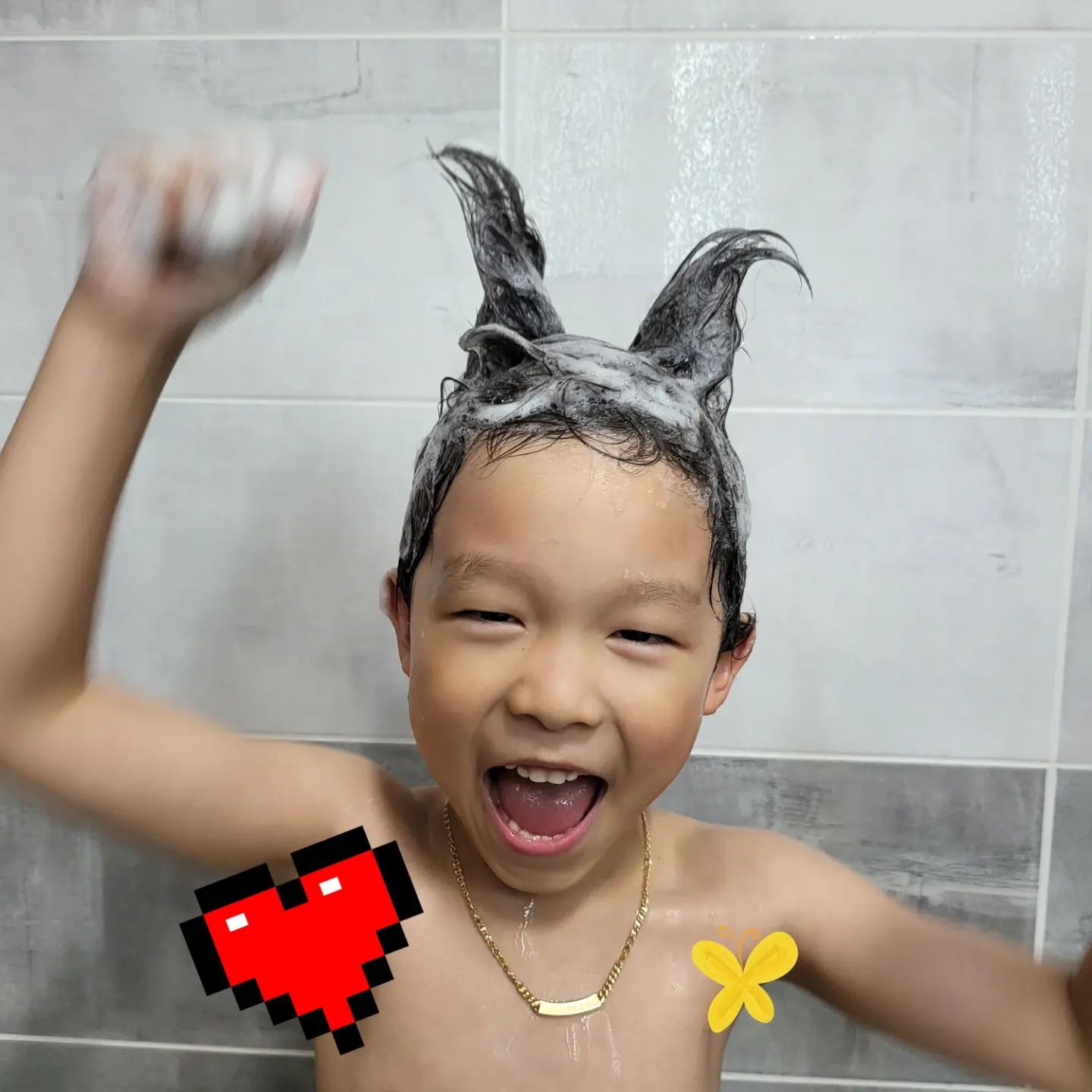우리아이 안전하게 사용가능한 
유산균 성분을 함유한  패밀리 샴푸&바디워시😚
꼬꼬마 신생아부터 민감하고 건조한 피부의 임산부, 성인까지 민감성인 모두모두가 사용할수 있어요

우리 건후는 이제 6살 막바지 ㅋㅋ
혼자서 머리도 감고 씻어야 되서 
자극이 없는 제품이 필요했어요 ^^ 
혼자서 씻어보러고 하니 너무 잘씻어요
씻고 나서도 촉촉함이 남아서 너무 좋았어요👍

사랑스러운 우리 아이를 위해
제품장점을 체크한거
✔️ph 약산성
✔️ewg그린등급성분
✔️비건인증을 완료한 순한 제품
✔️안자극 시험 완료
✔️미세먼지 세정 테스트
✔️혼자서 씻어도 괜찮은제품인지

#ad
#닥터바이오 #스킨 #로션
#아기샴푸#민감성바디워시#유아바디워시#출산선물#아기선물#임산부선물#신생아선물#돌선물
