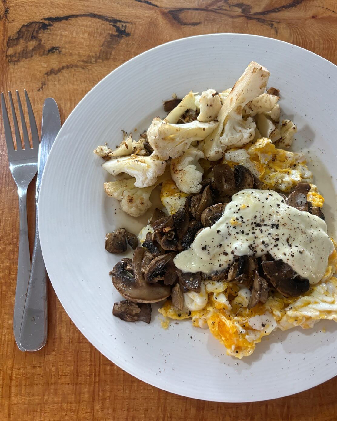Kind of....... #mushroom #omelette 🍳