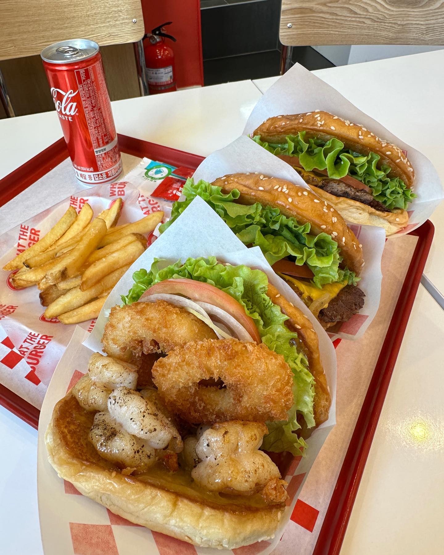 🍔
#왓더버거 #왓더버거첨단점 
#광주맛집 #수완지구맛집 #첨단맛집 #상무지구맛집
#광주첨단맛집 #광산구맛집#신창동맛집#양산동맛집 #신용동맛집
