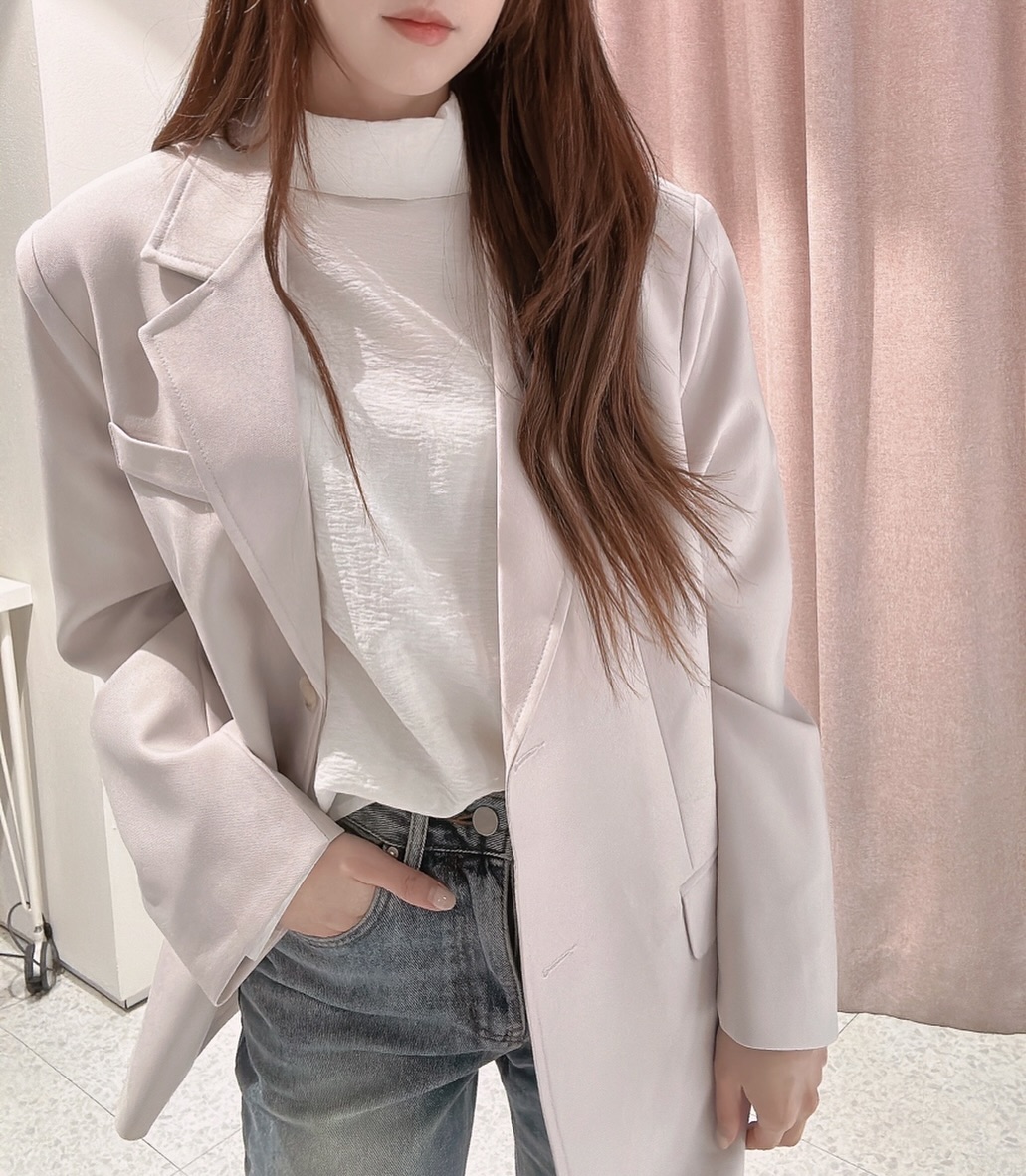 🌷
 ⠀⠀ 
벌써 3월 마지막주라니🥲
열어뷴 저 오늘 붙임머리 떼러 가요..
어제 머리가 한뭉태기씩 빠지는거 보고 
무서워서 예약ㄱㄱ..
 ⠀⠀ 
제 머리 잘 남아 있겠됴....🫠
 ⠀⠀