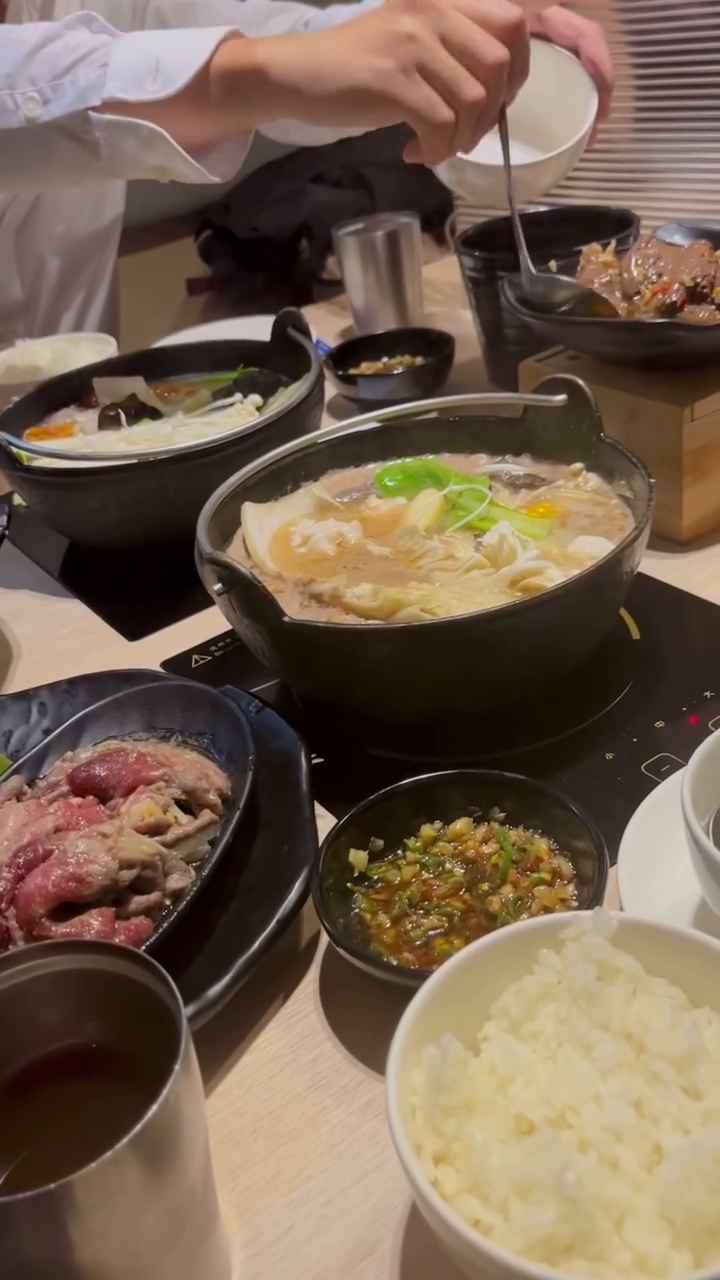 올해만 N번째 다녀온 #대만여행 🇹🇼

대만여행 현지 정보 및 
여행영상 제작 콘텐츠를 받아보시려면 ?
Follow hey.yenny 

_
#대만 #여행릴스 #타이베이
#taiwantravel #exploretaiwan #台灣
#여행에미치다
