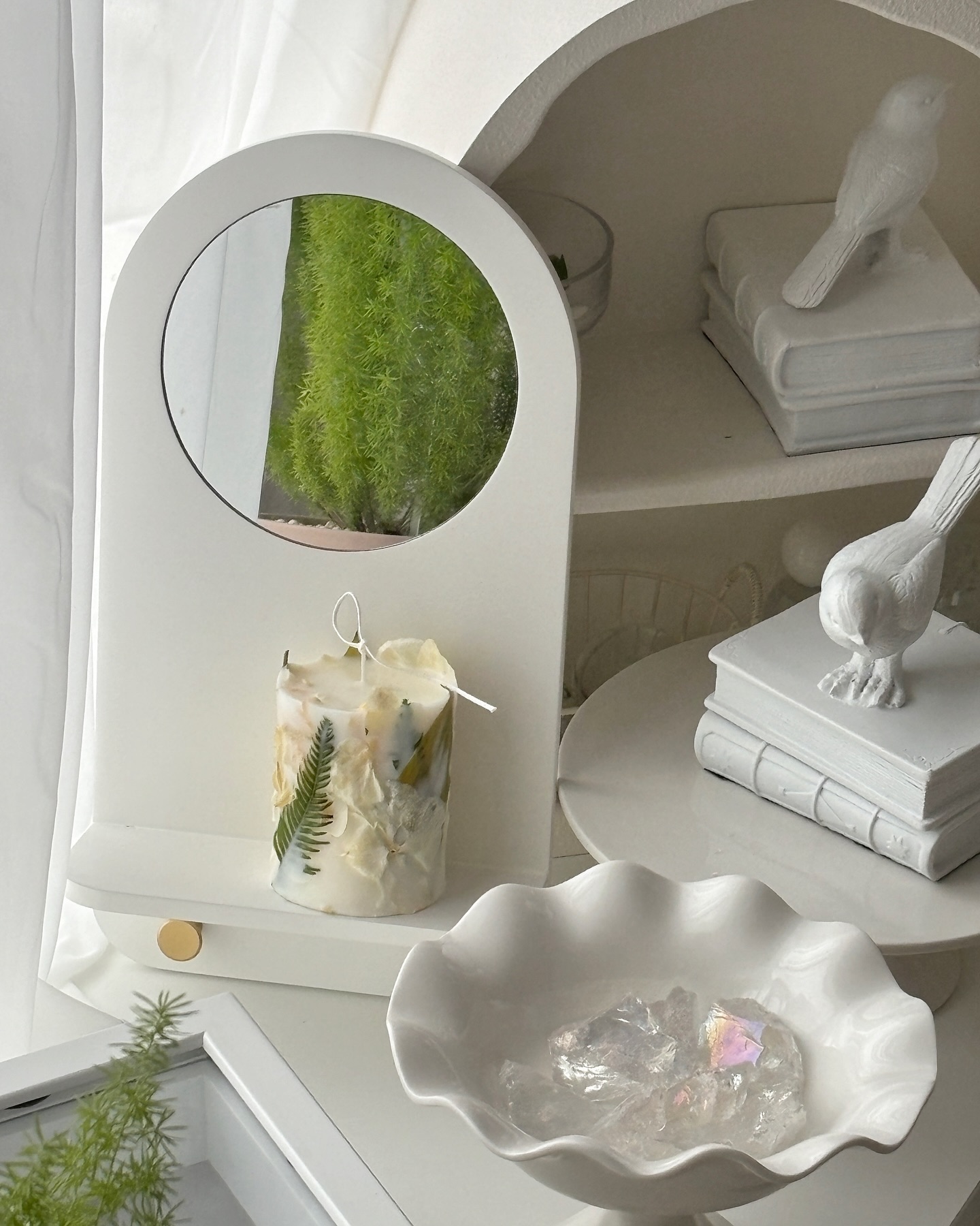 Today is joy🌿

화이트그린 부케캔들은 제가 정말 애정해요🕊️🍀🤍🌿🦢

🕊️ 24시 부케 전달 가능
🕊️ 전국 전달 가능
🕊️ 네이버 리뷰 이벤트 진행중
➰ 도어벨,링홀더,플라워 박스 등 다양해요✨
🕊️ 제품 리스트와 금액 ➰ 프로필 링크
🕊️ 문의는 카톡,디엠,네이버톡 

#일산부케말리기 #부케말리기 #파주부케말리기 #일산웨딩 #일산부케