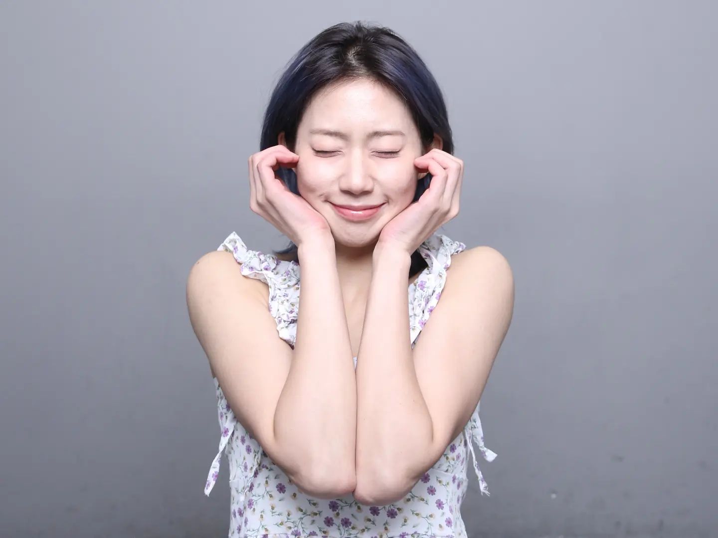 무보정이 이렇게 마음에 들수가..!
요즘 얼굴 폈다는 소리를 듣는데 맞나봐요? 😝

odt.mode
.
#일반인화보 #일반인프로필
