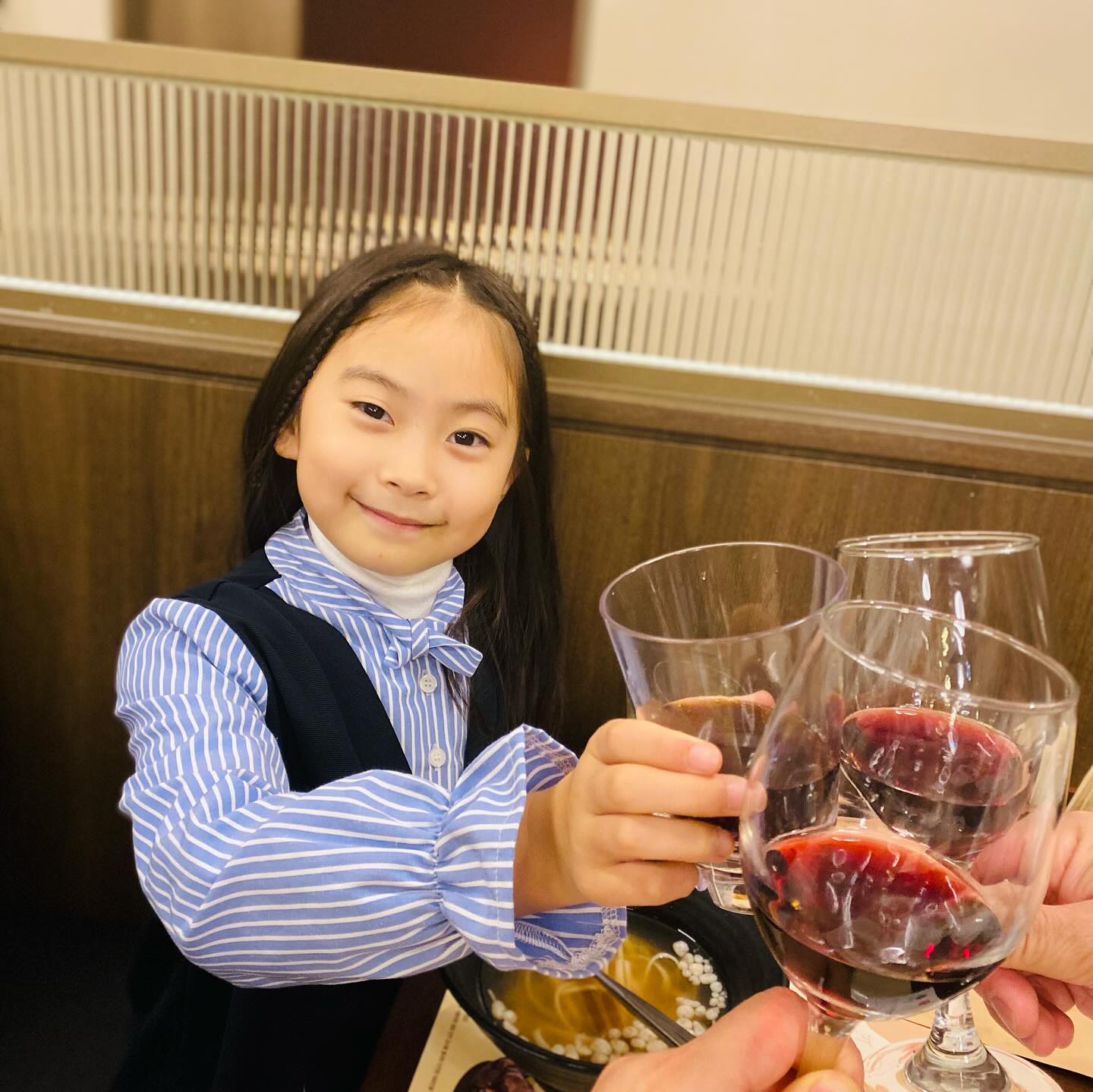 신랑생일 기념 
11월15일 빕스에서~
오늘도 함께 한잔🥂짠