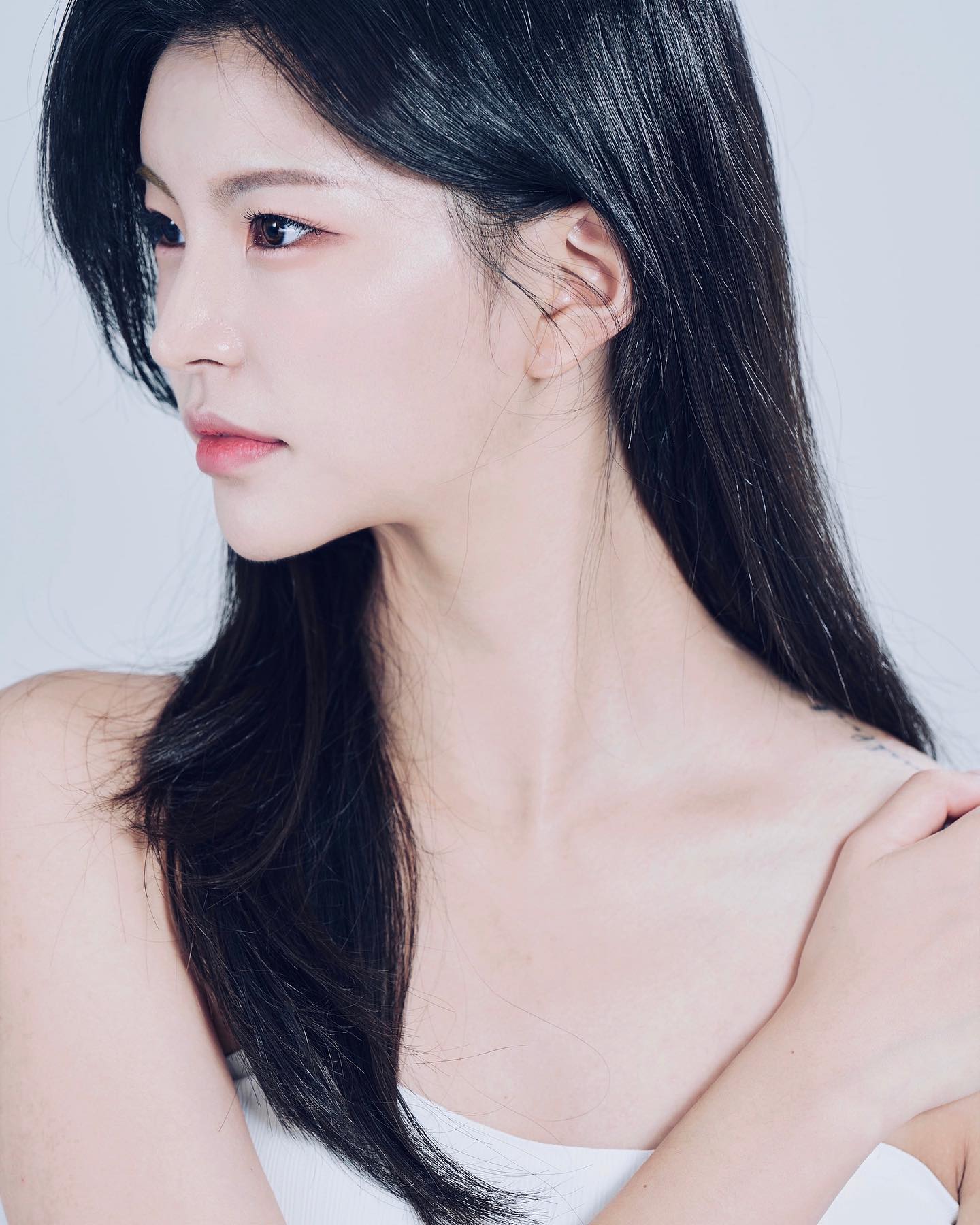 제목: 어깨 빵🍞